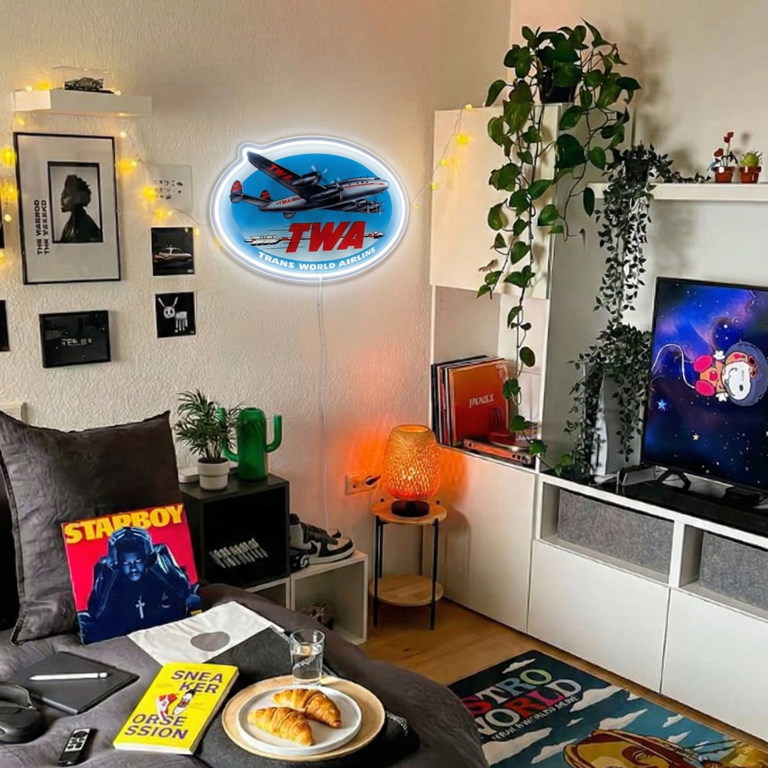 ShineNeon™ Vintage Propeller Plane LED Neon Sign - Retro Aviation Wall Decor for Office & Man Cave