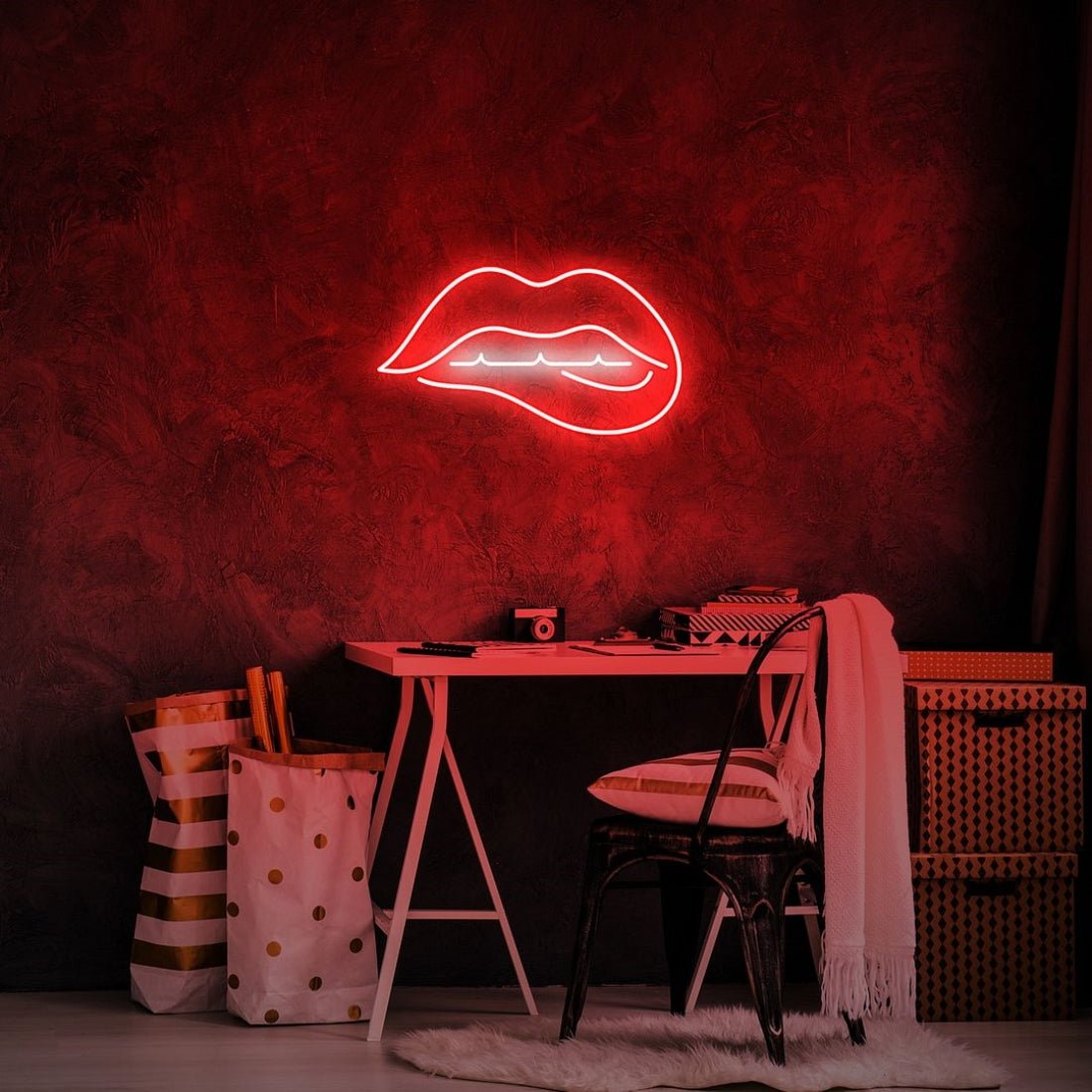 Biting Lips Led Sign Business Neon Sign - Shineneon