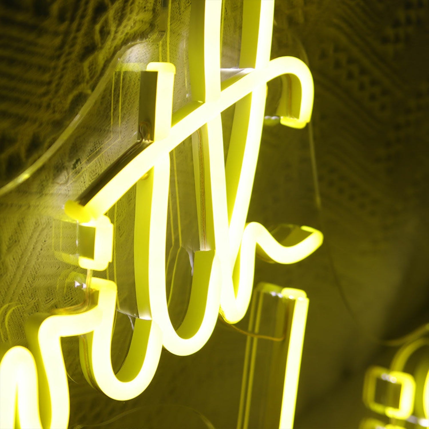Cakecitowilk Luisa Led Neon Sign - Shineneon