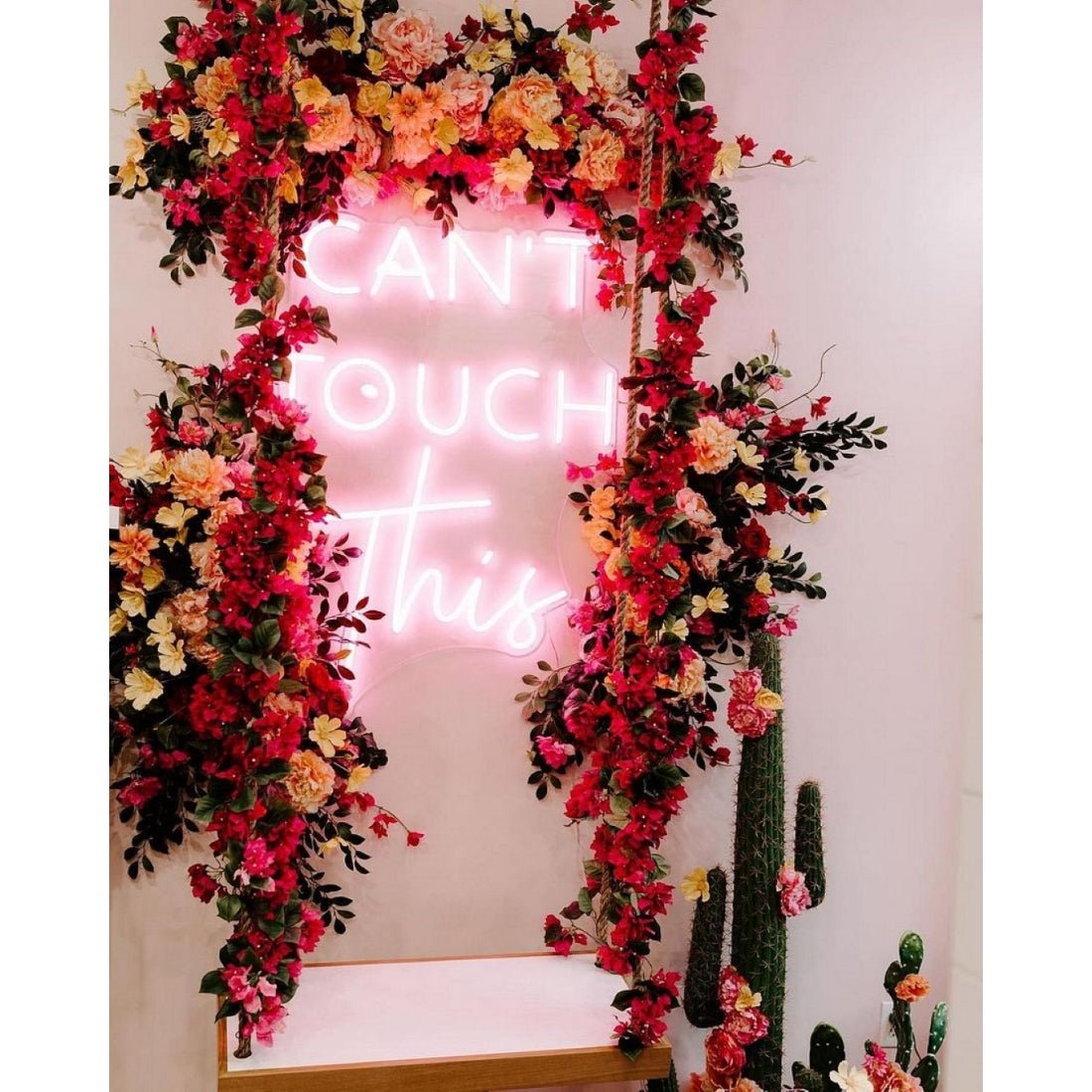 Cant Touch This Led Sign Business Neon Sign - Shineneon