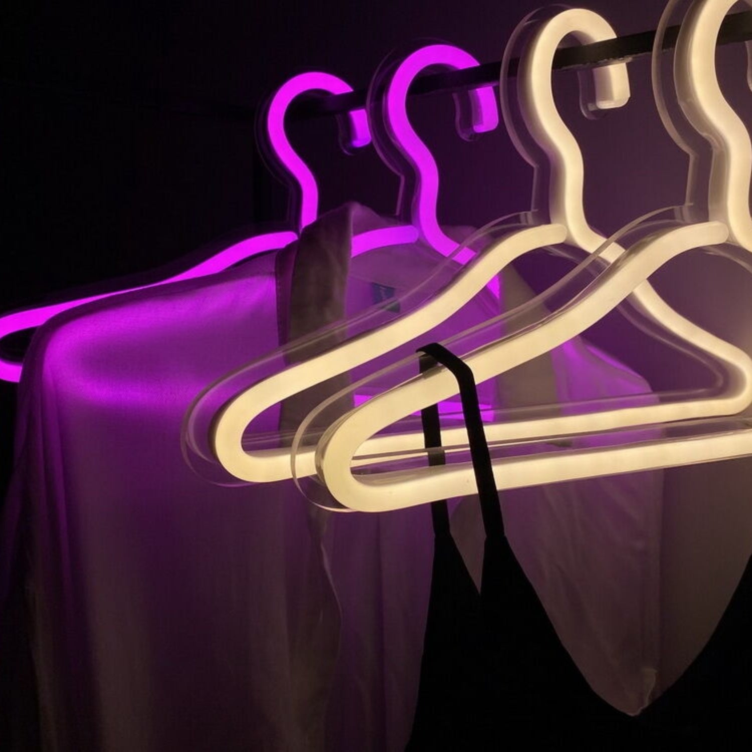 Clothes Hanger Pack Of 4 Led Neon Sign - Shineneon