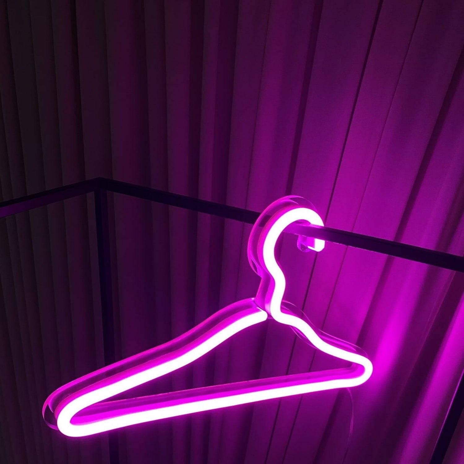 Clothes Hanger Pack Of 4 Led Neon Sign - Shineneon