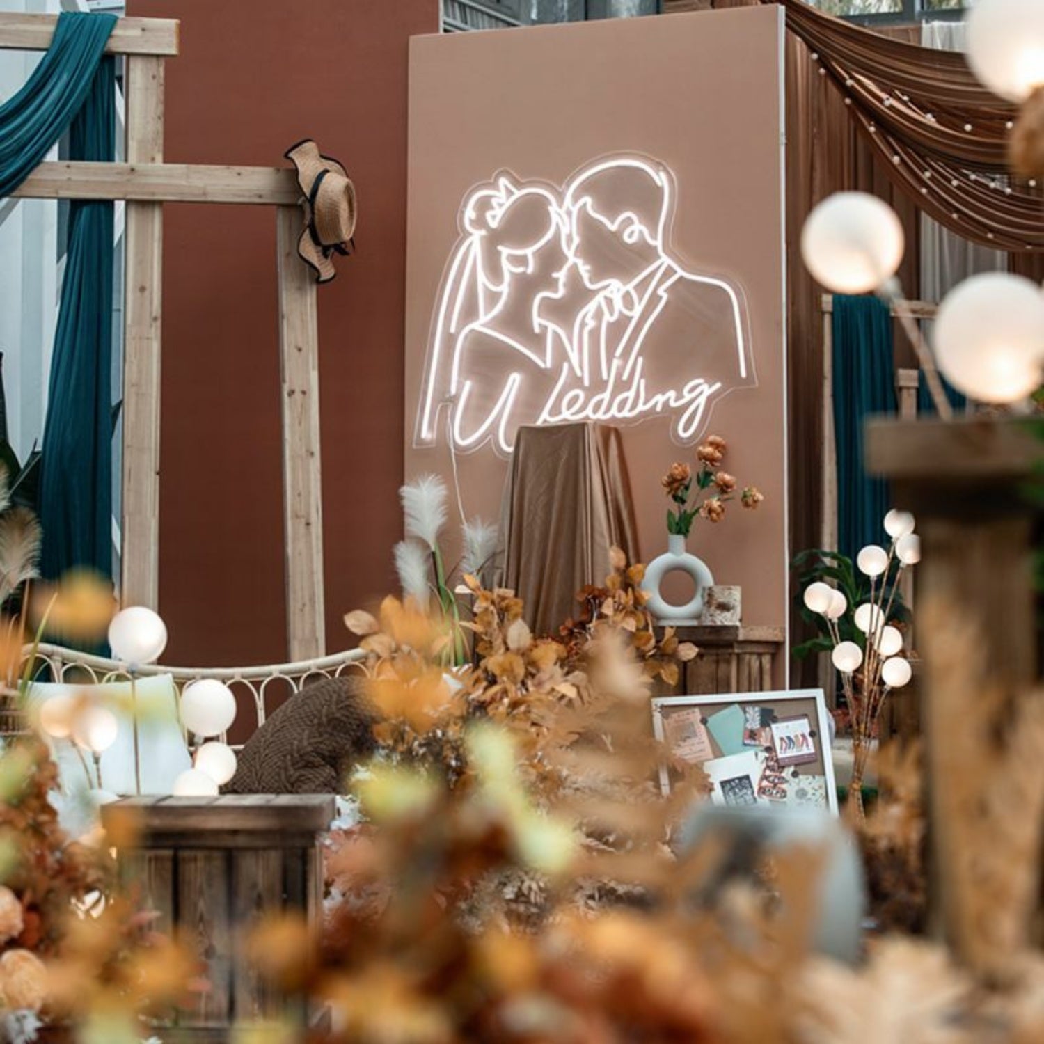 Customize Romantic Wedding Couple Kissing Portrait Neon Sign | Shineneon