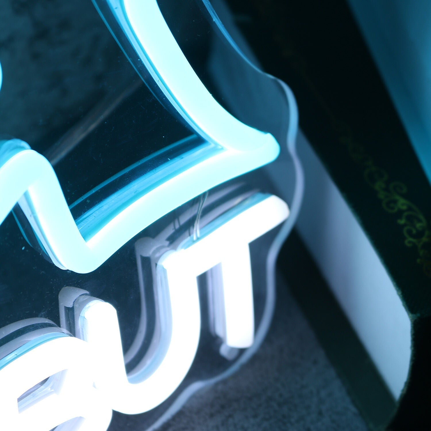 Droit Au But Custom Led Neon Sign - Shineneon