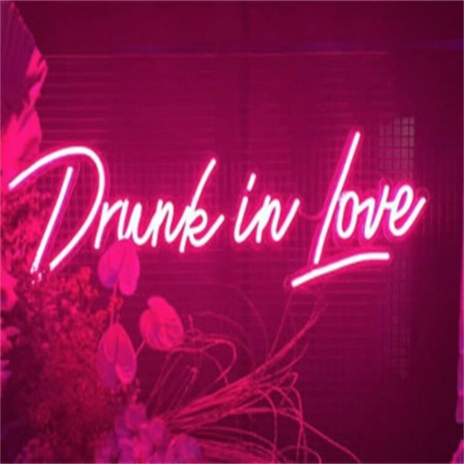 Drunk In Love Neon Sign For Fun And Playful Settings | Shineneon