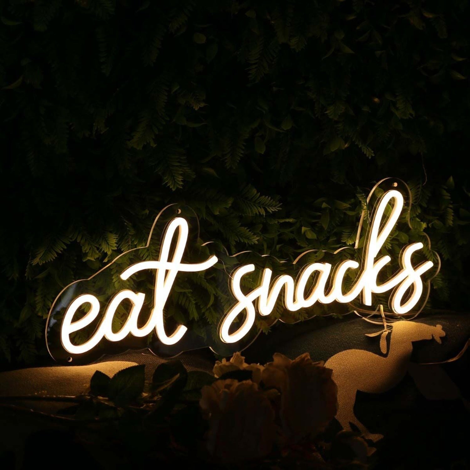 Eat Snacks Yellow Led Neon Sign Ffood Lovers And Fun Spaces - Shineneon