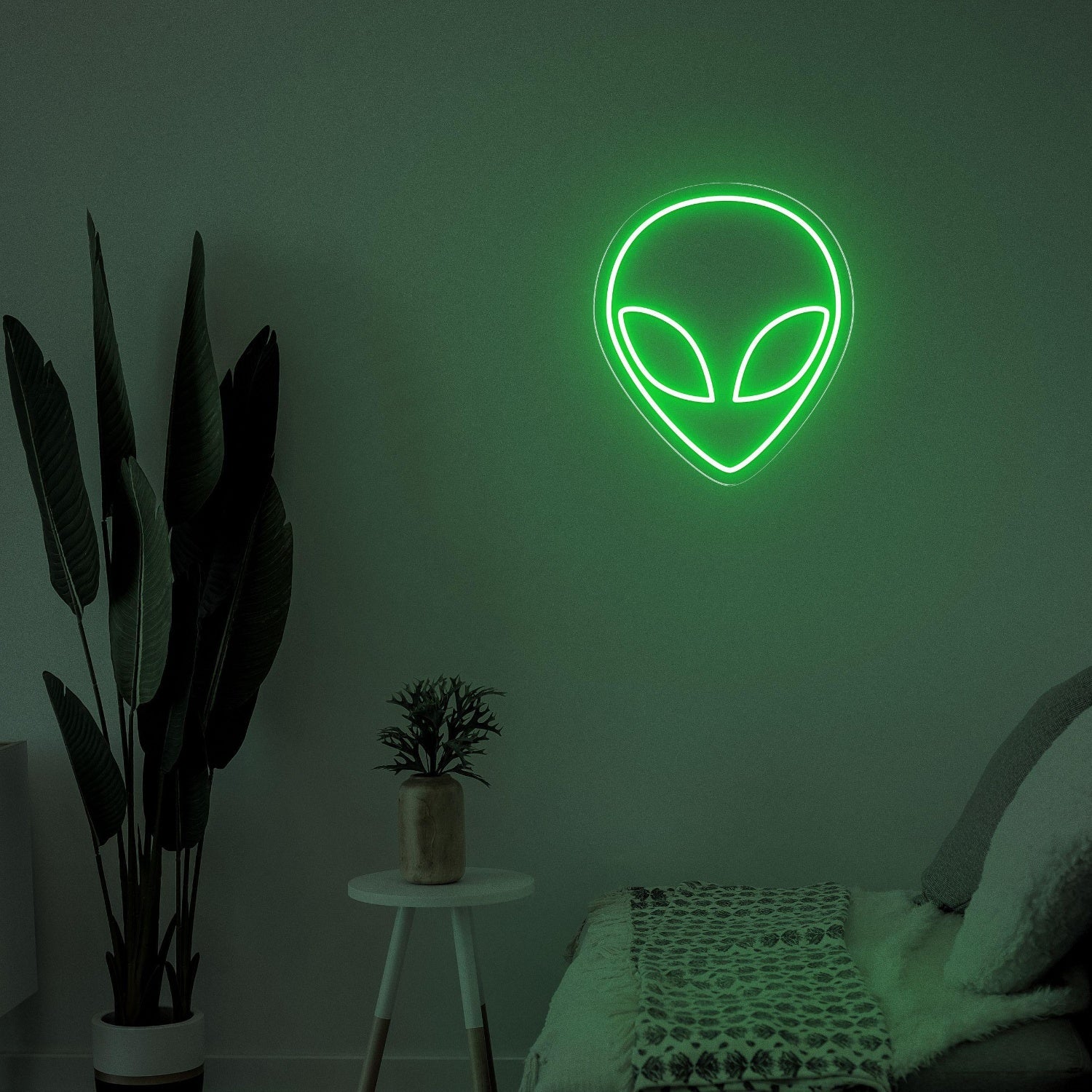 Et Alien Head Green Led Neon Sign For Home Decor Sci-Fi Theme | Shineneon