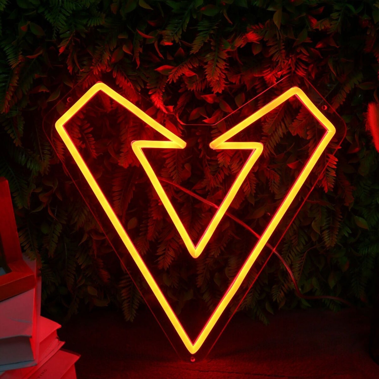 Geometric Heart Red Neon Sign | Shineneon