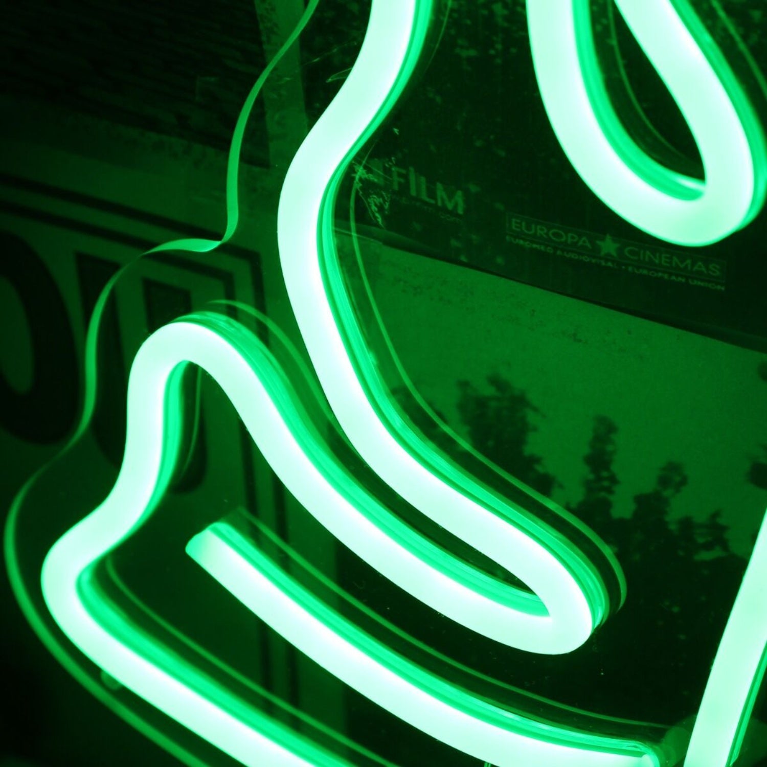 Green Leave Custom Led Neon Sign | Shineneon