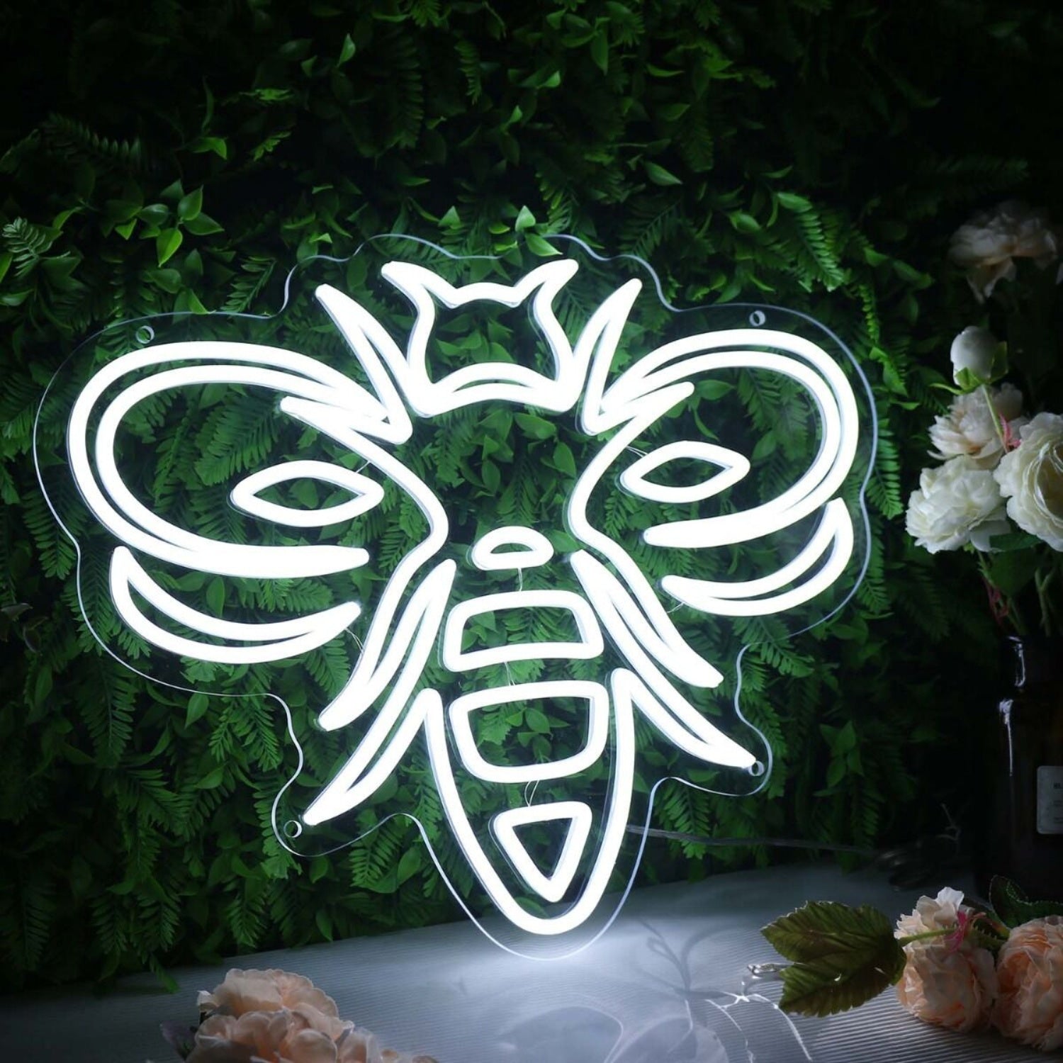 High Detailed Bee White Led Neon Sign - Shineneon