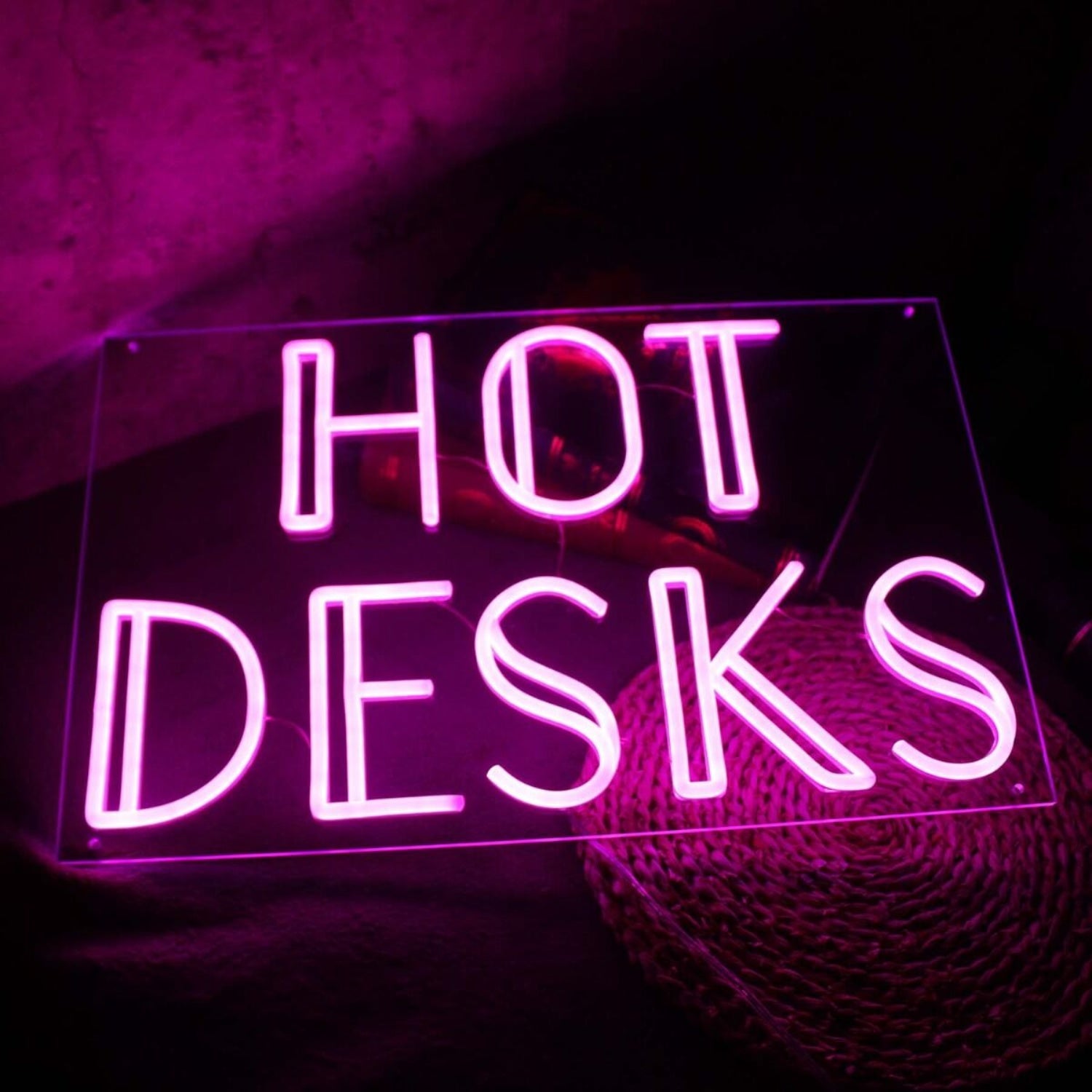 Hot Desks Pink Led Neon Sign | Shineneon