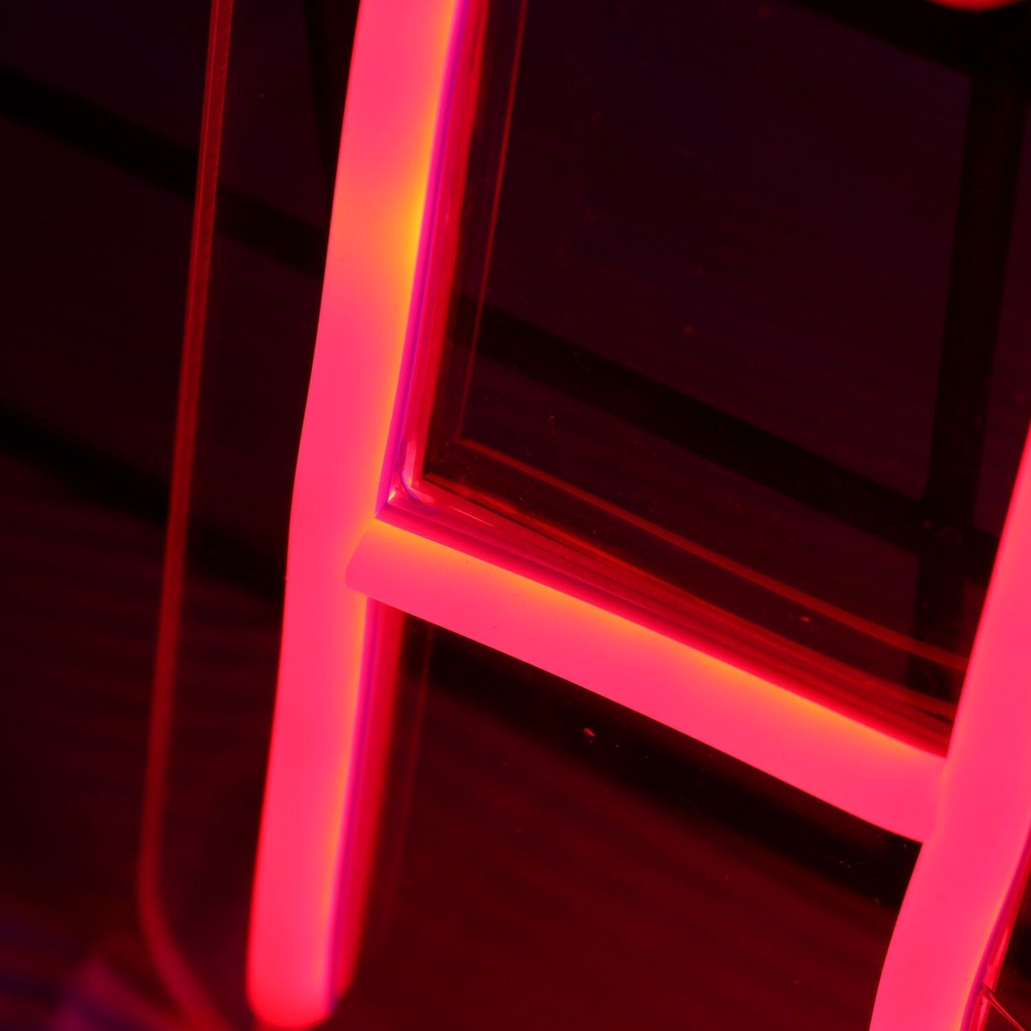 Huskies Red Led Neon Sign - Shineneon