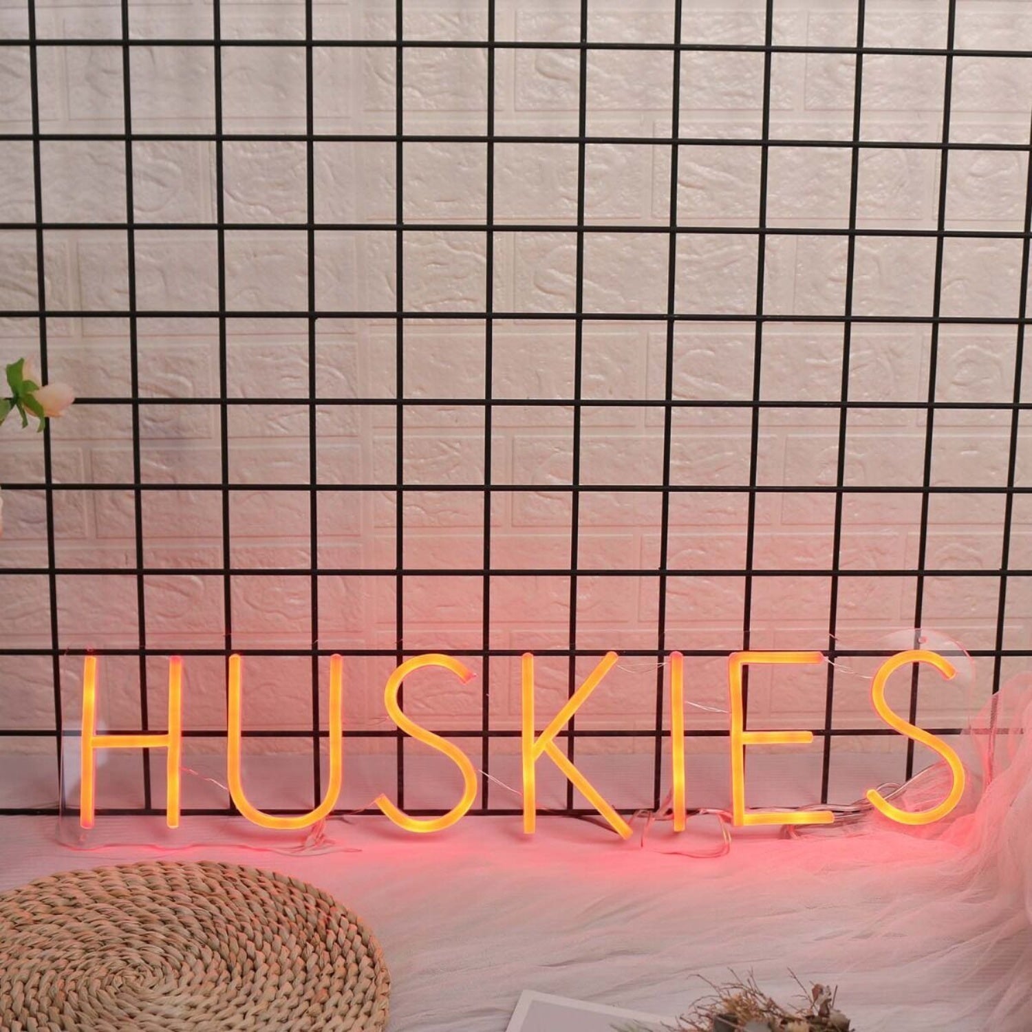 Huskies Red Led Neon Sign - Shineneon