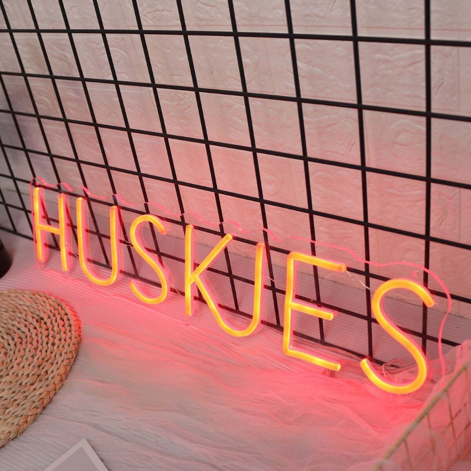 Huskies Red Led Neon Sign - Shineneon