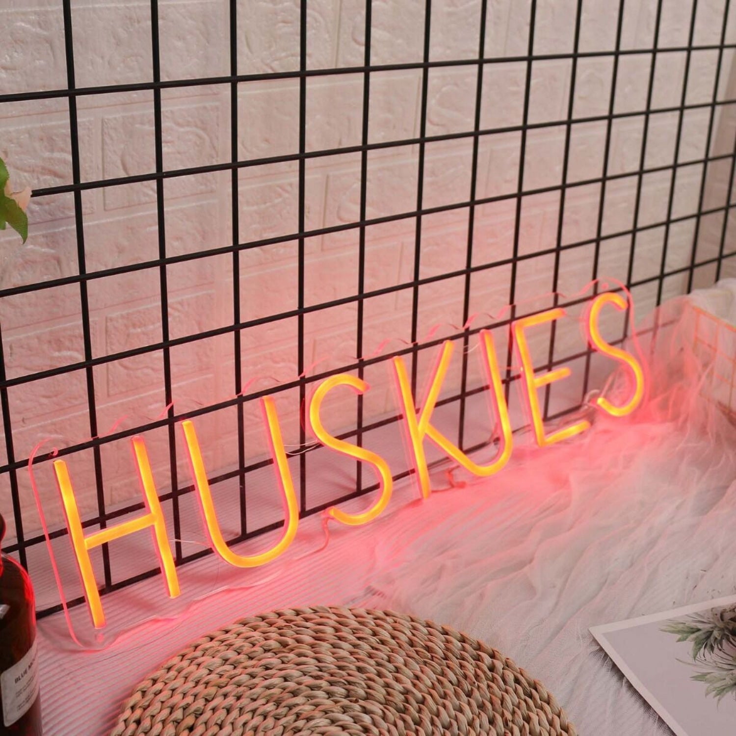Huskies Red Led Neon Sign - Shineneon