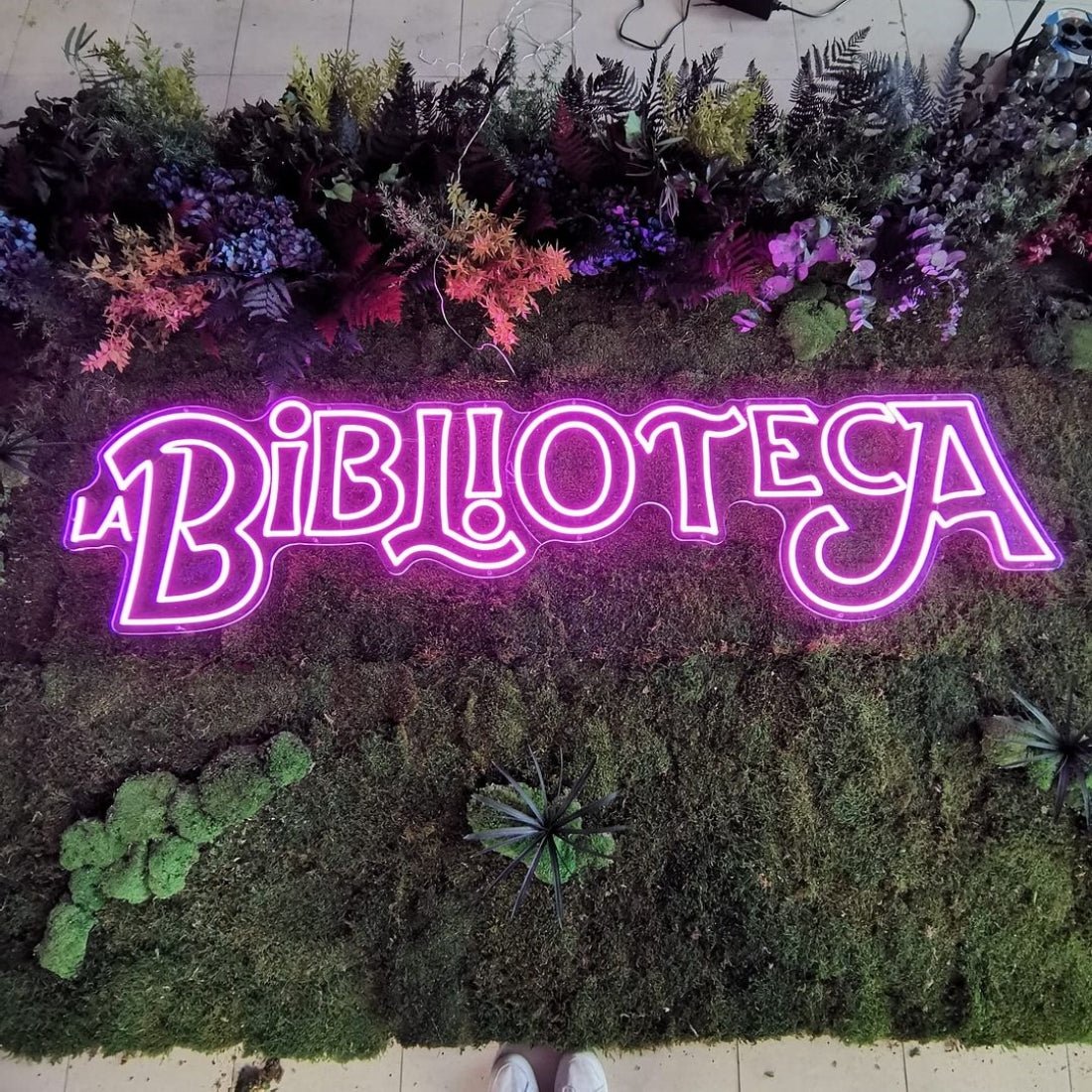 La Biblioteca Led Sign Business Neon Sign - Shineneon