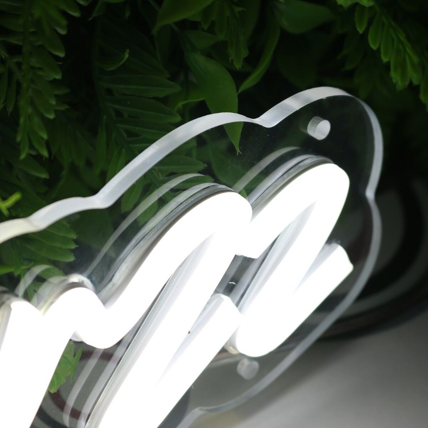 Lit Smokerzz White Led Neon Sign - Shineneon