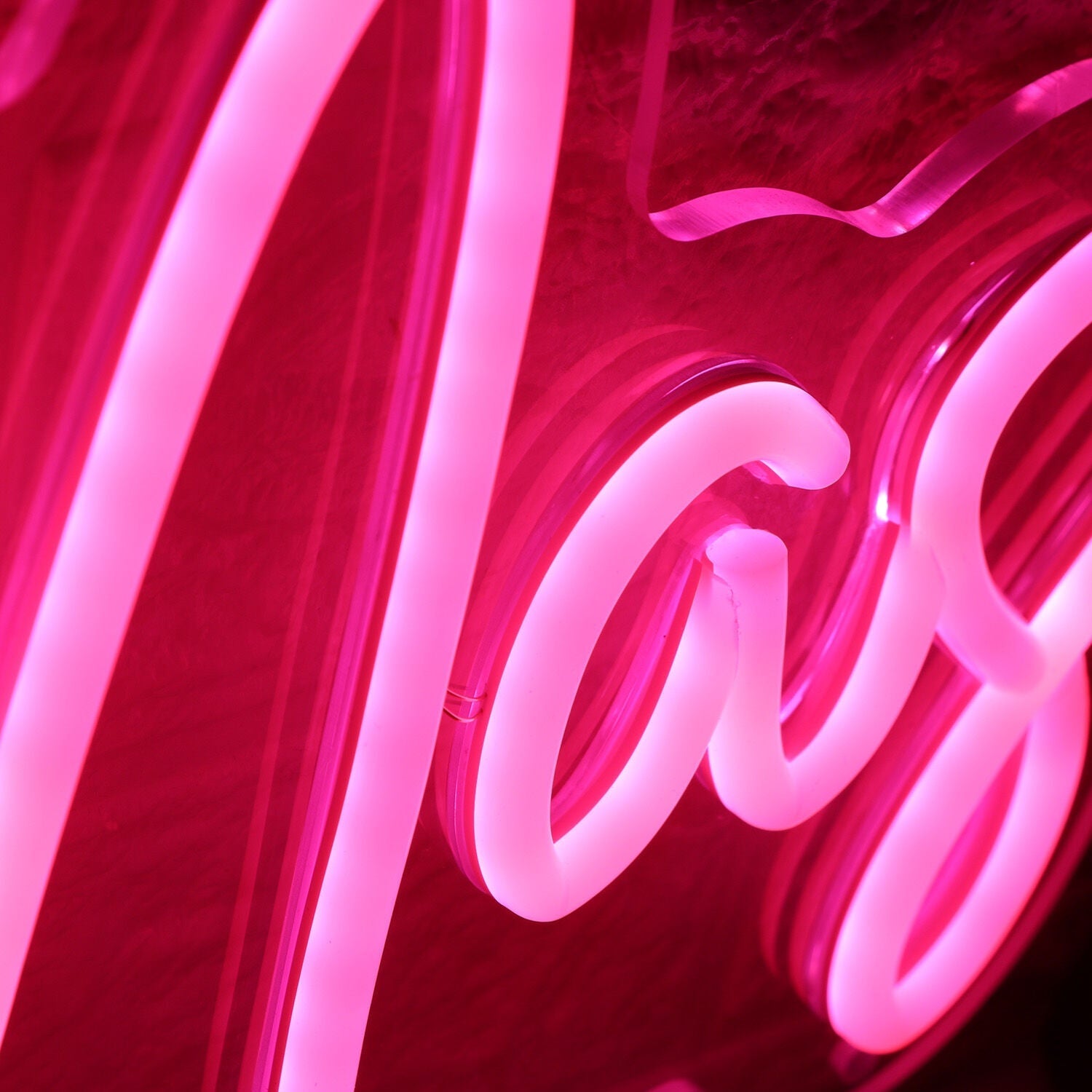 Live Mas Red Led Neon Sign - Shineneon