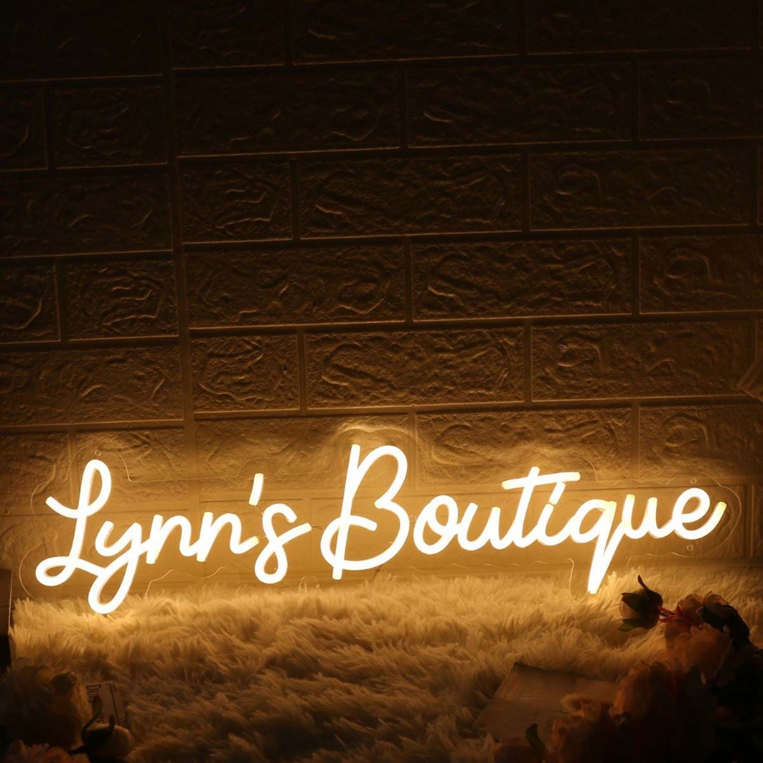 Lynns Boutique Yellow Led Neon Sign - Shineneon