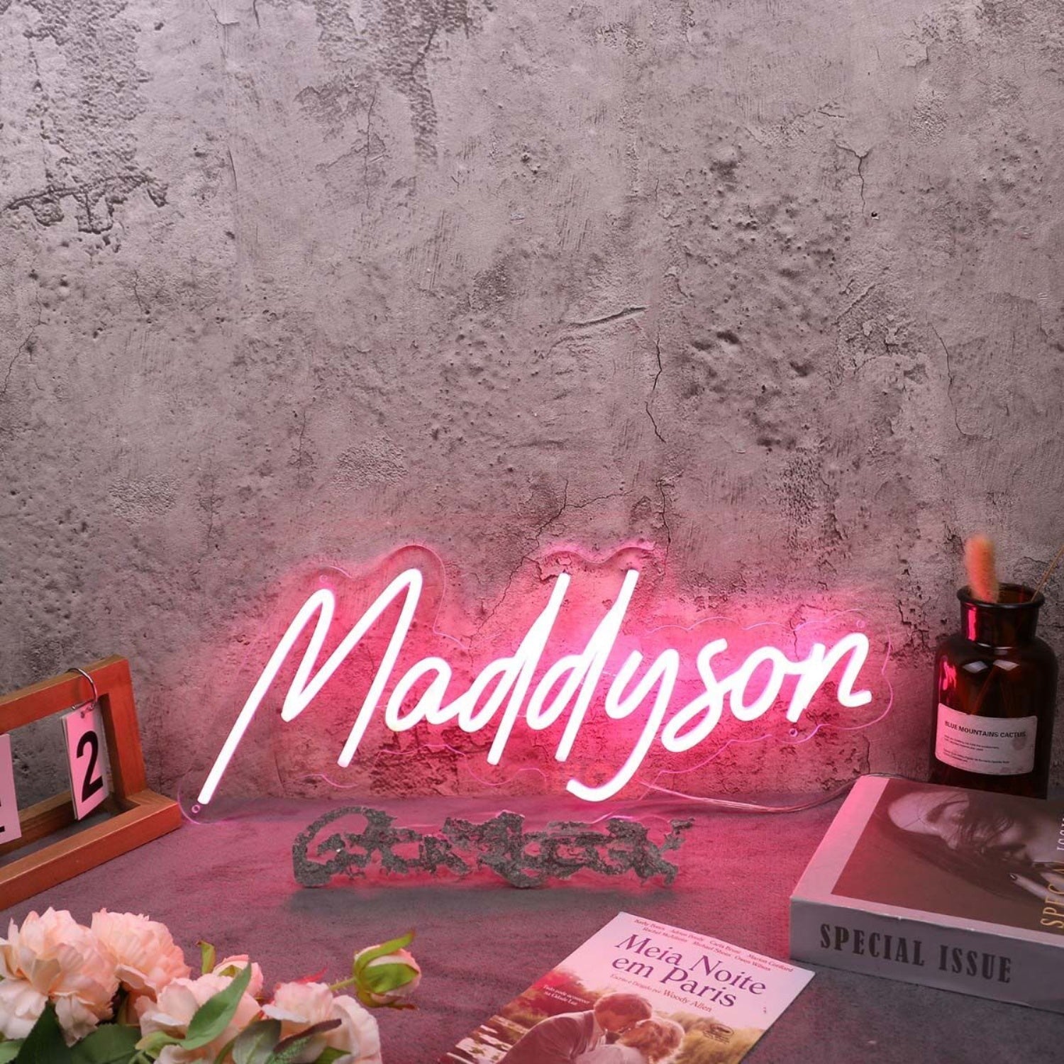 Maddyson Red Name Led Neon Sign - Shineneon