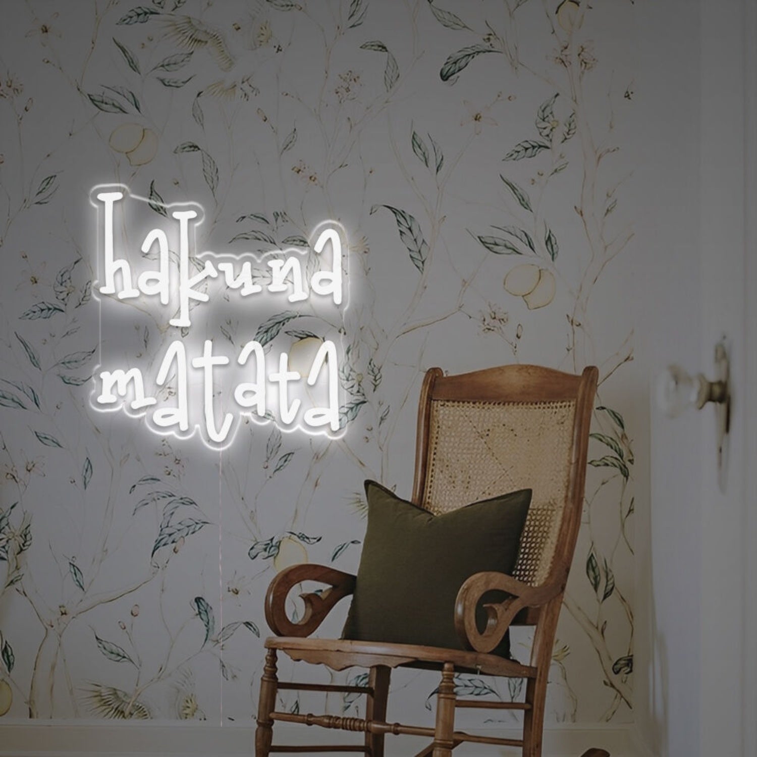 Man Cave Bar With Hakuna Matata Led Neon Sign | Shineneon