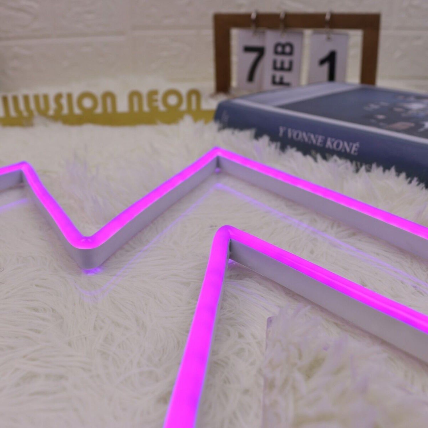 Meandering Arrow Pink Led Neon Sign | Shineneon