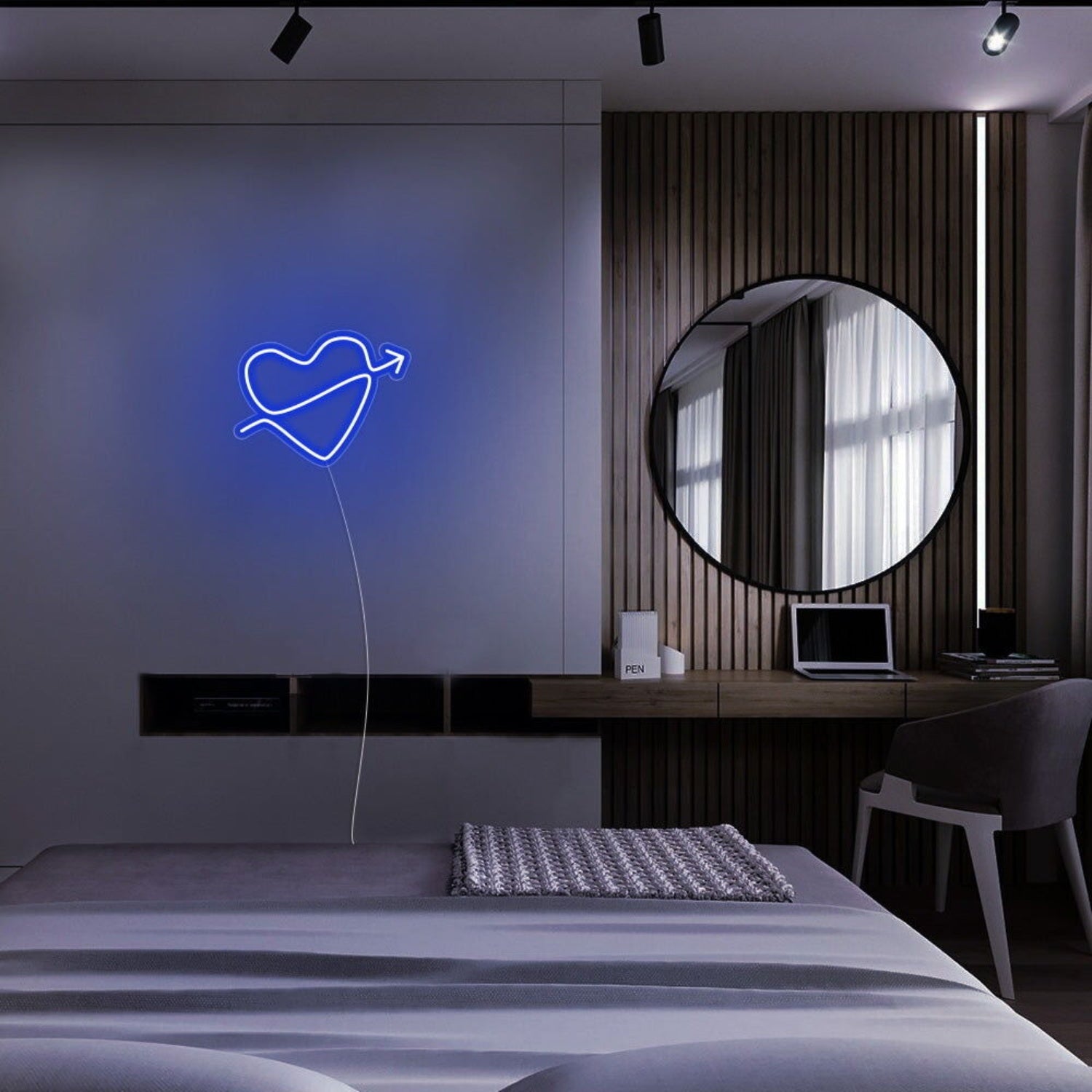 Mini Heart With Arrow Neon Sign | Shineneon