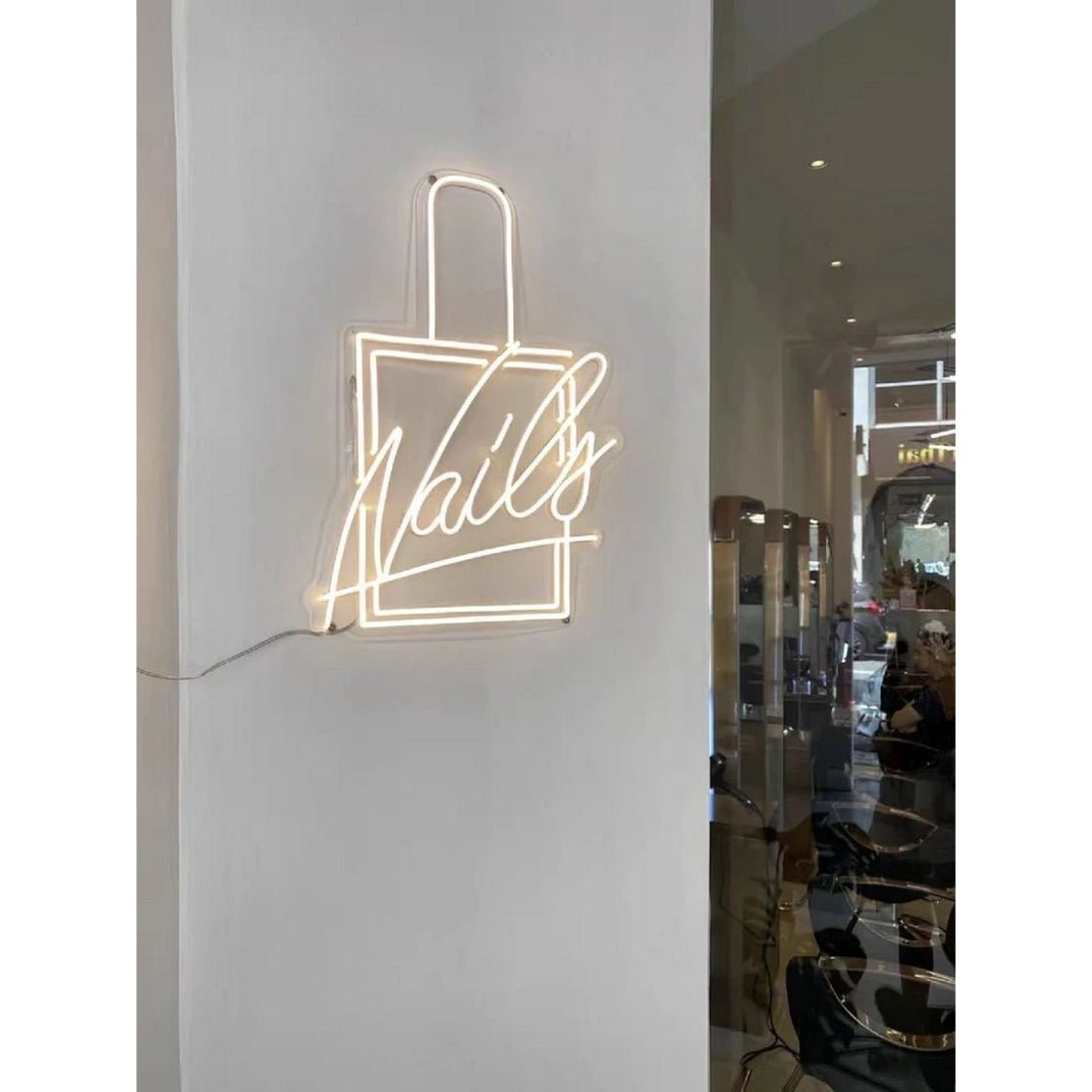 Nails With Polish Bottle Led Sign Business Neon Sign - Shineneon