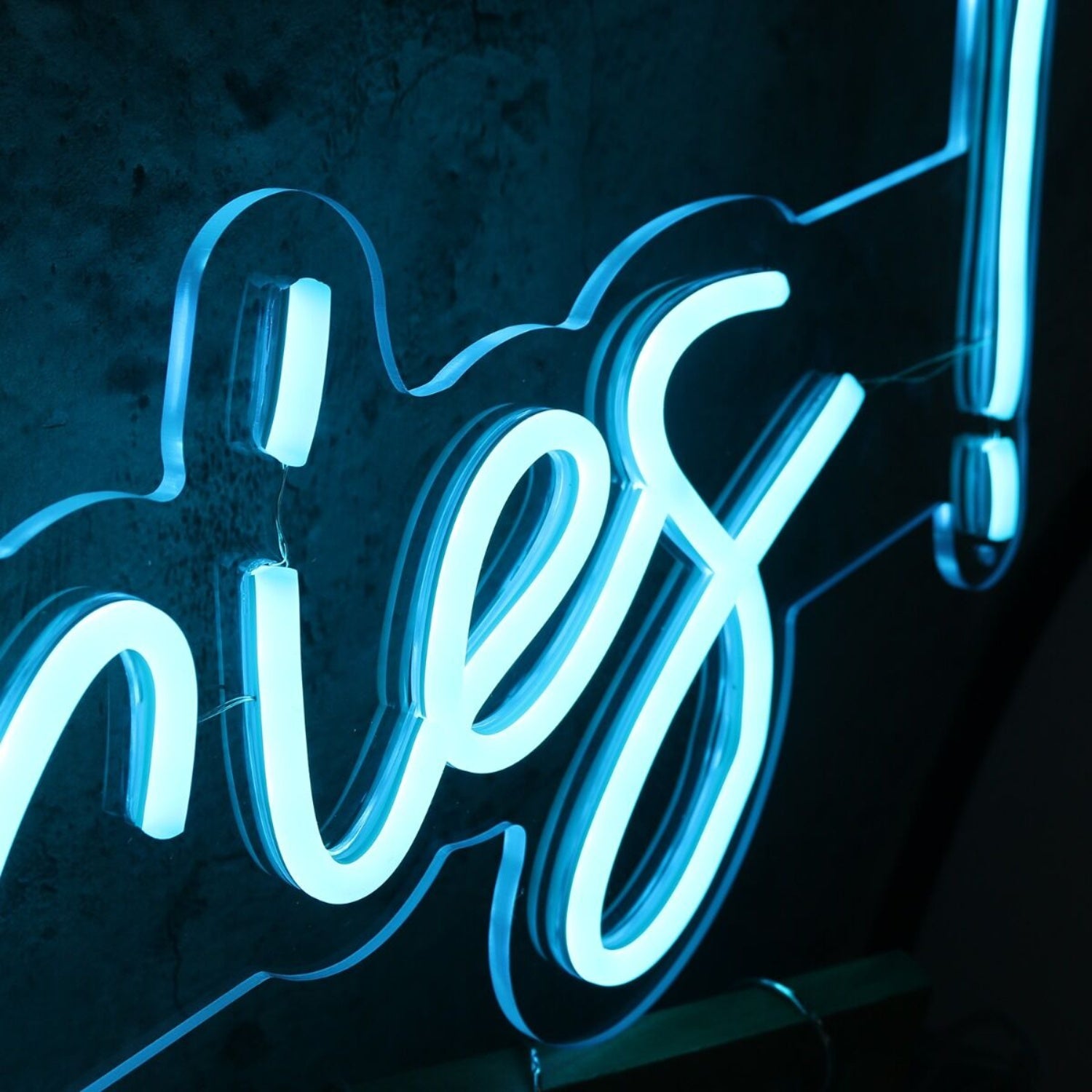 No Worries Blue Custom Neon Sign | Shineneon
