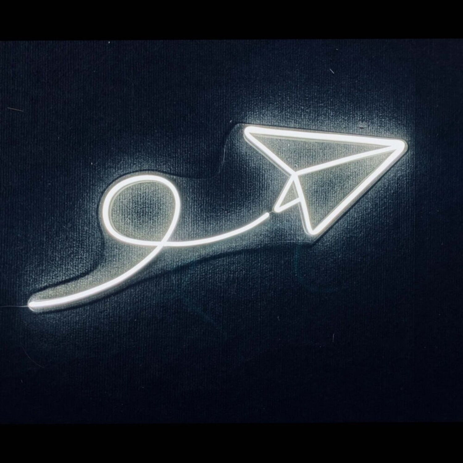 Paper Plane Led Neon Sign For Home Decor | Shineneon