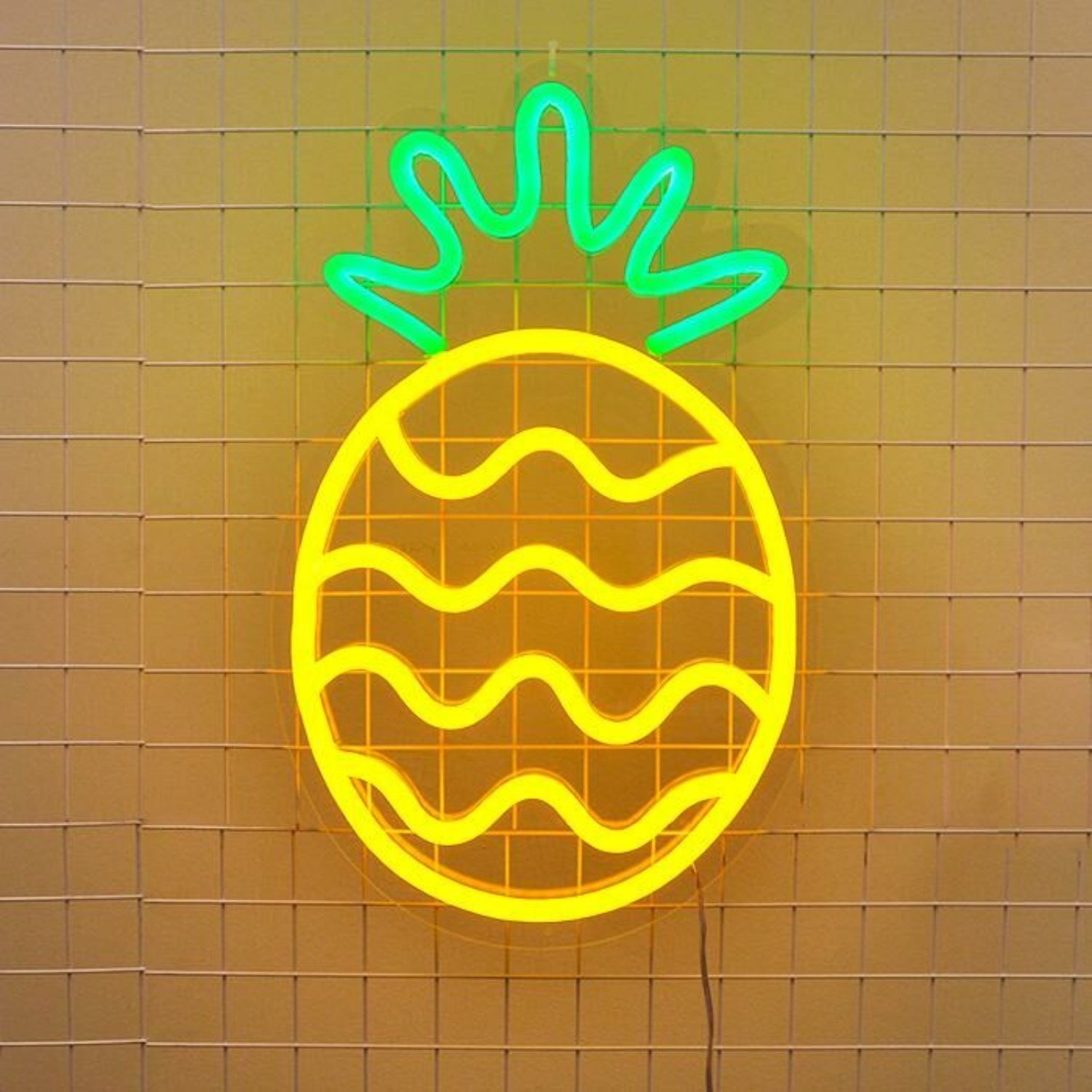 Pineapple Led Neon Sign Brings A Tropical Feel To Kitchens - Shineneon