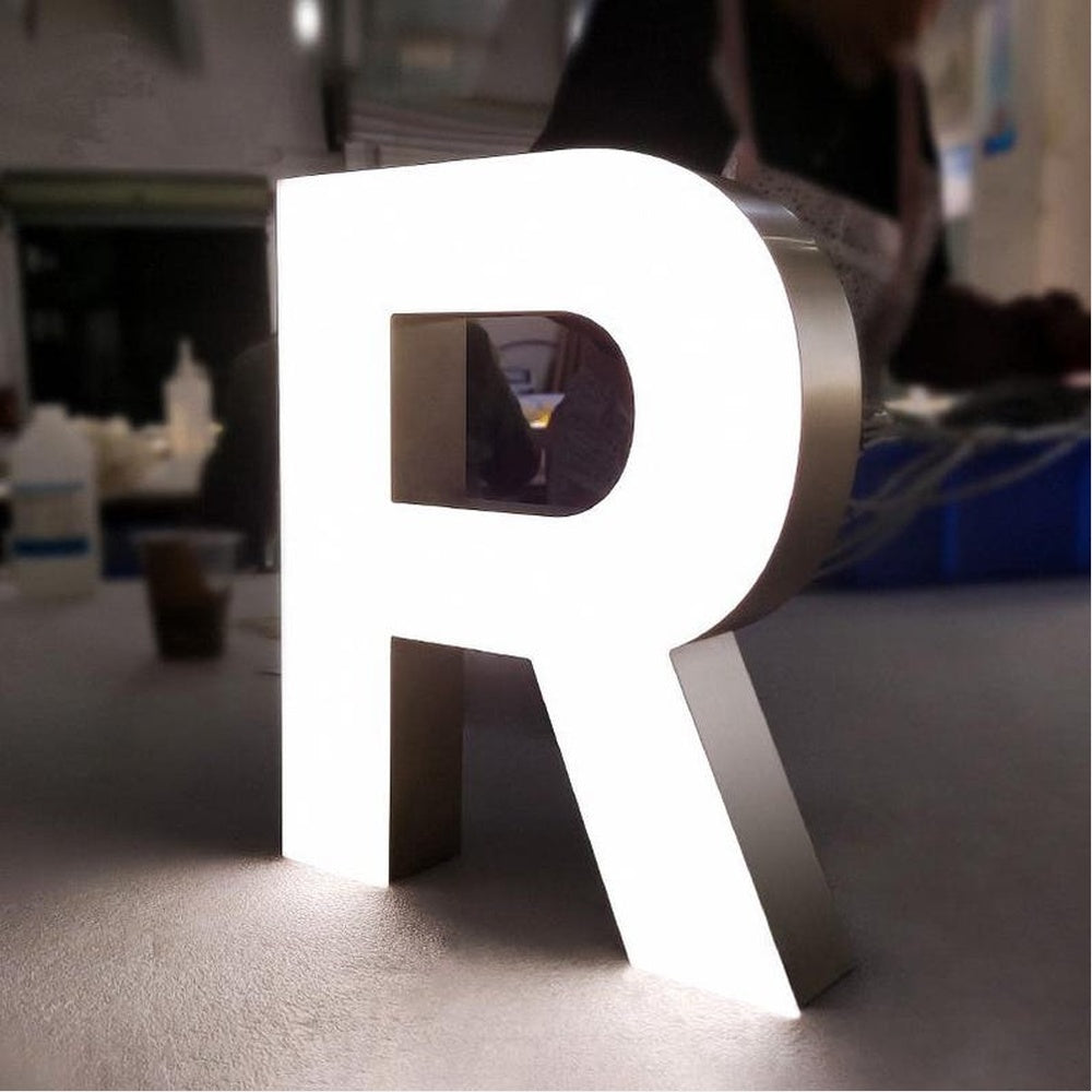 R 3D Frontlit Channel Letters Led Light Sign