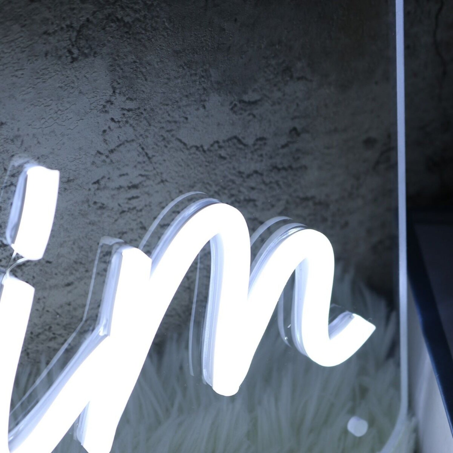 Redd Swim White Led Neon Sign - Shineneon