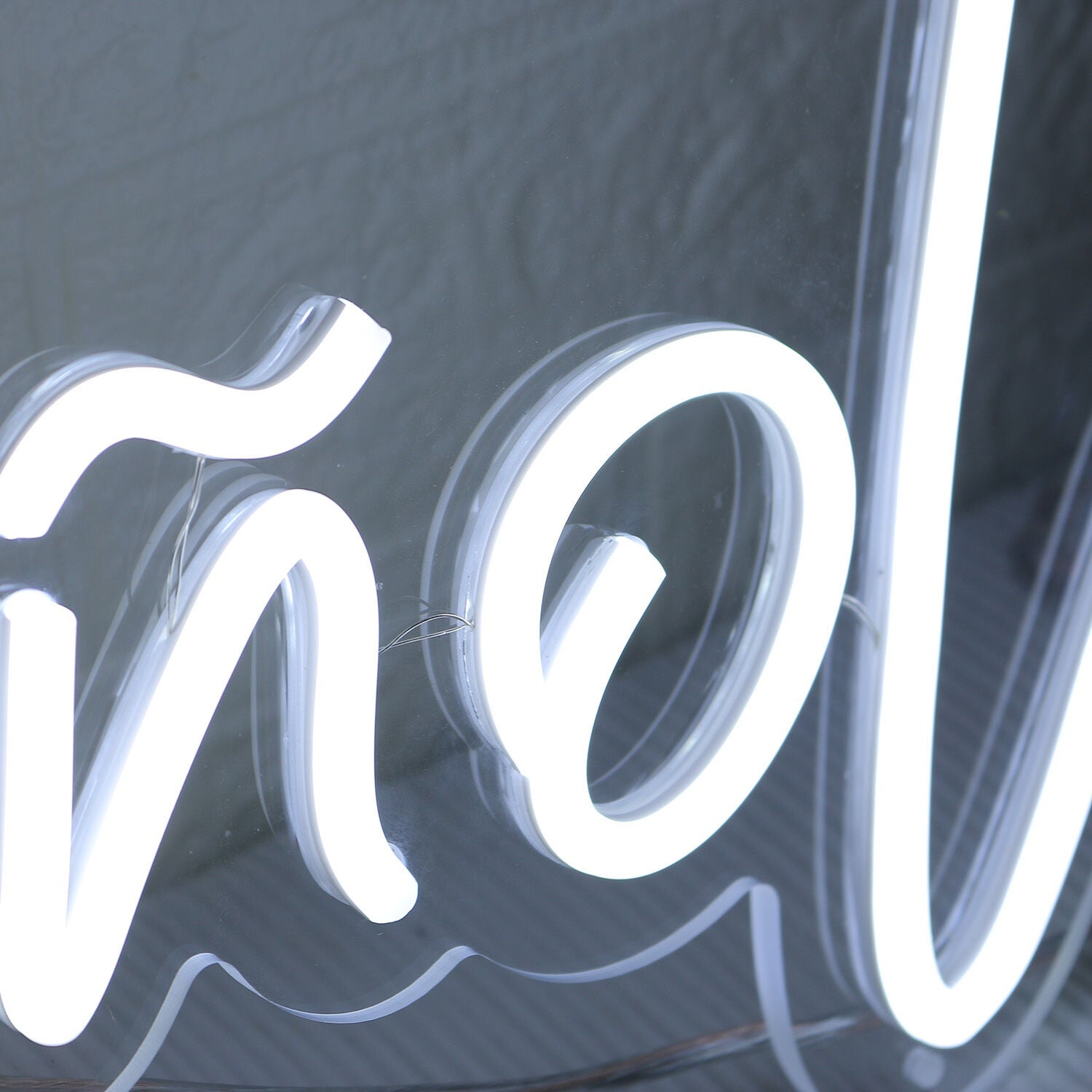 Se Habla Espanol White Led Neon Sign - Shineneon