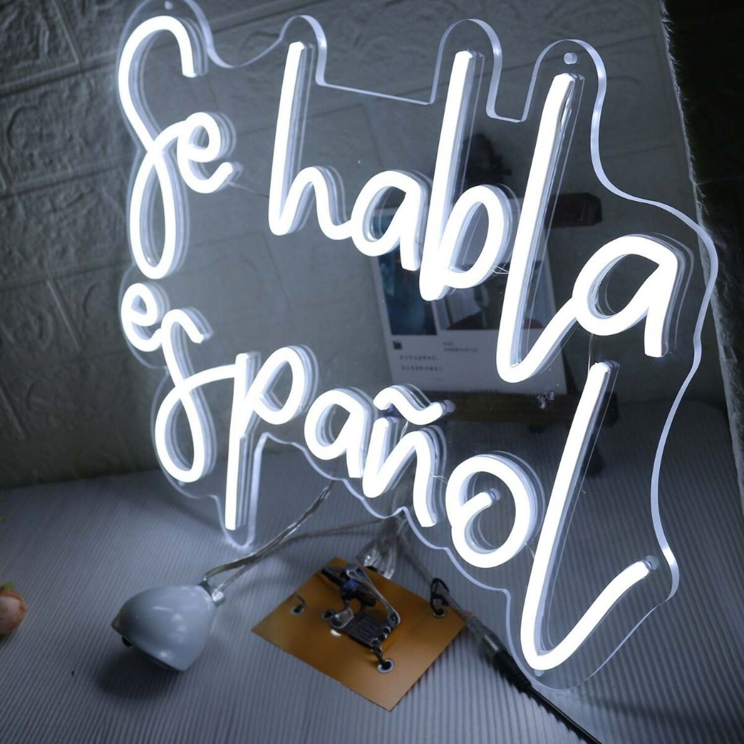 Se Habla Espanol White Led Neon Sign - Shineneon