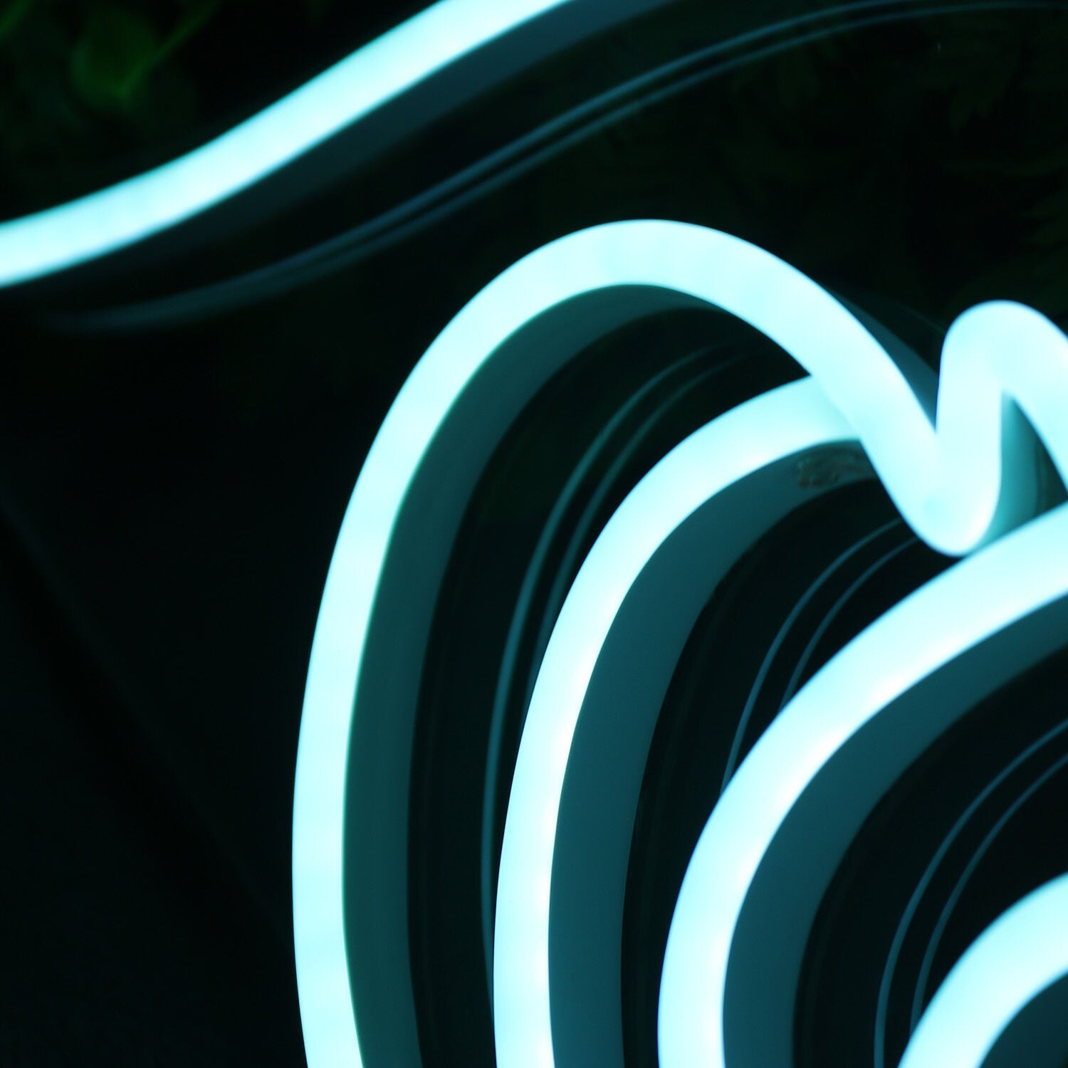 Sea Waves White Led Neon Sign - Shineneon
