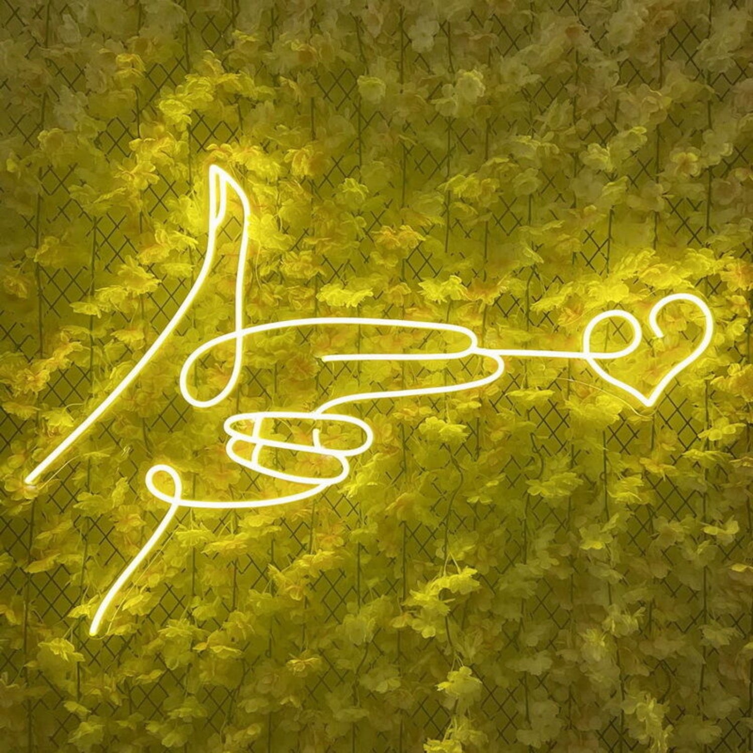 Shoot Love Heart Neon Sign | Shineneon
