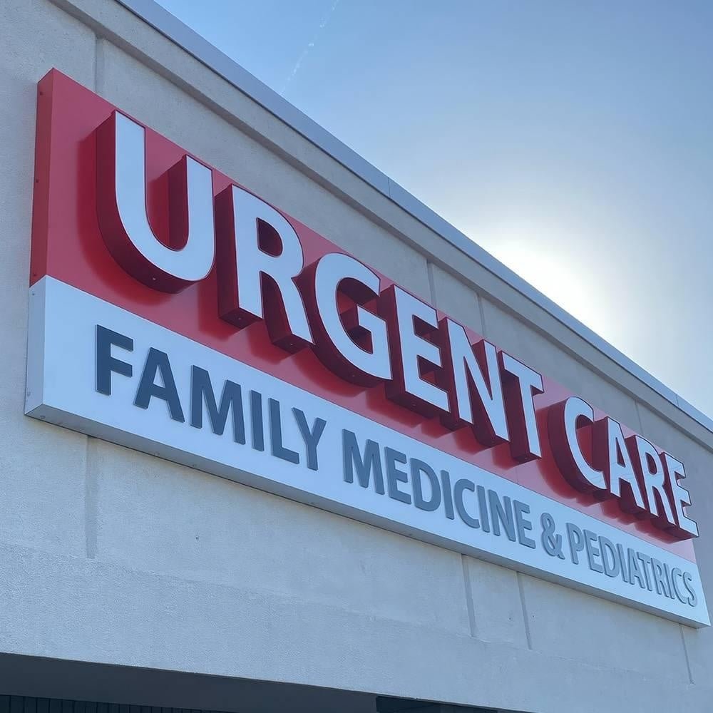 Urgent Care 3D Front And Back Lit Letters Acrylic Led Sign - Shineneon