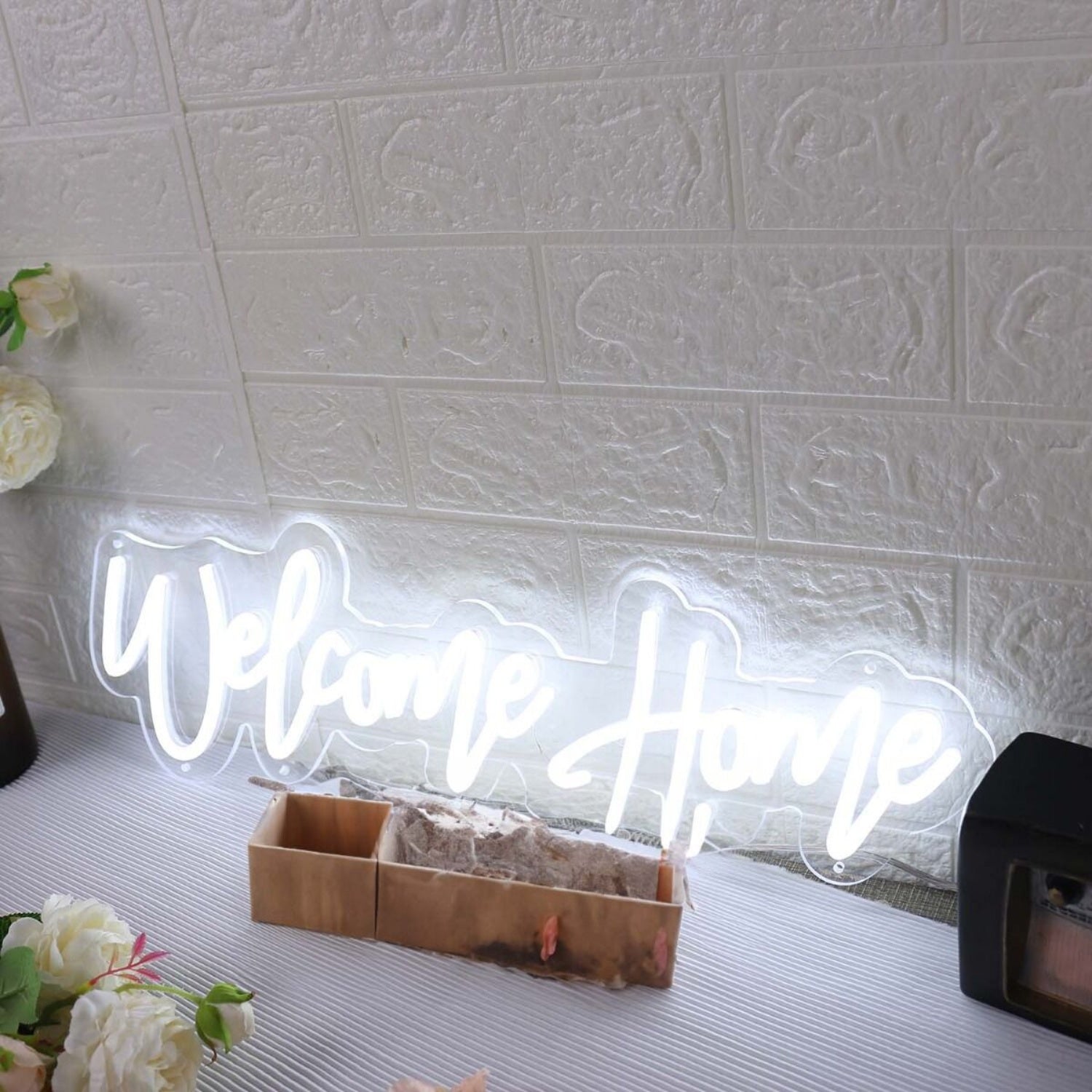 Welcome Home White Led Neon Sign Wall Art - Shineneon