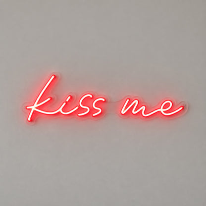 Kiss Me LED Neon Sign — image 06