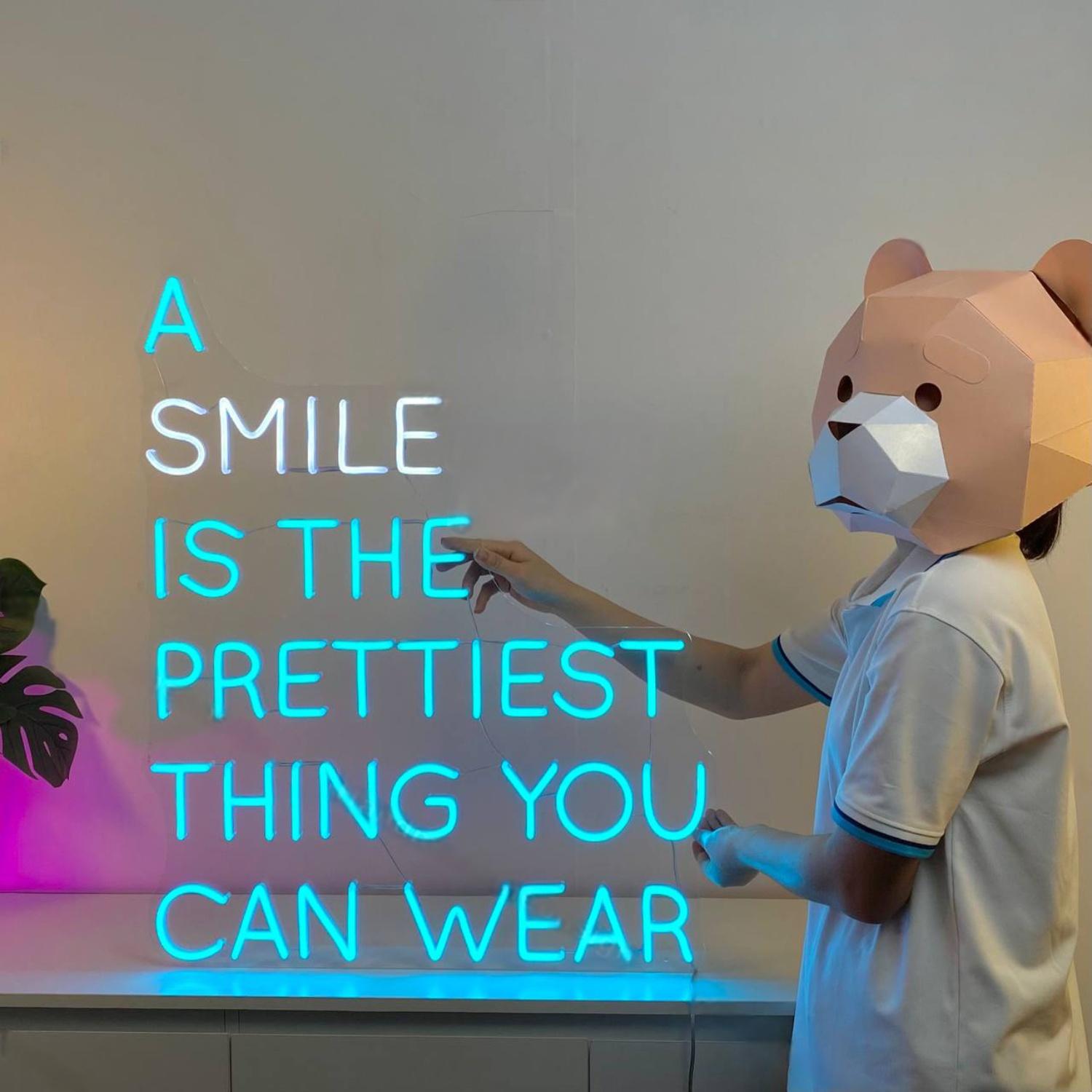 A Smile Is The Prettiest Thing You Can Wear Led Neon Sign Vintage Led Neon Sign | Shineneon