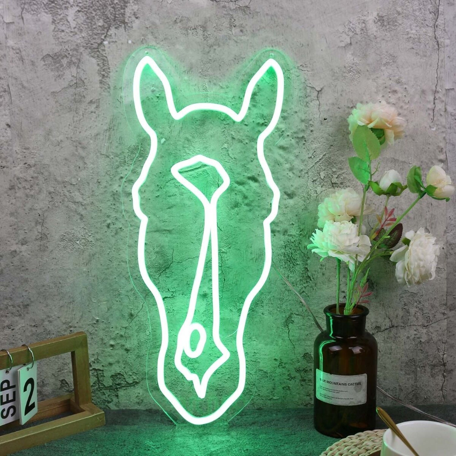 Aesthetic Horse Head Green Led Neon Sign - Shineneon