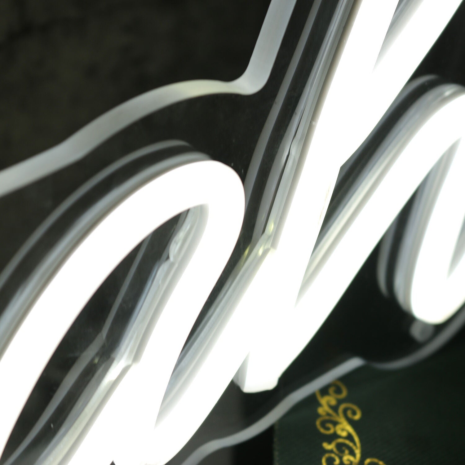 Al Roshinah White Led Neon Sign - Shineneon