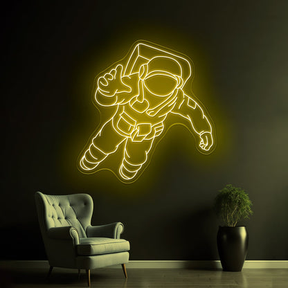 Astronaut Walking Large Neon Signs - Shineneon
