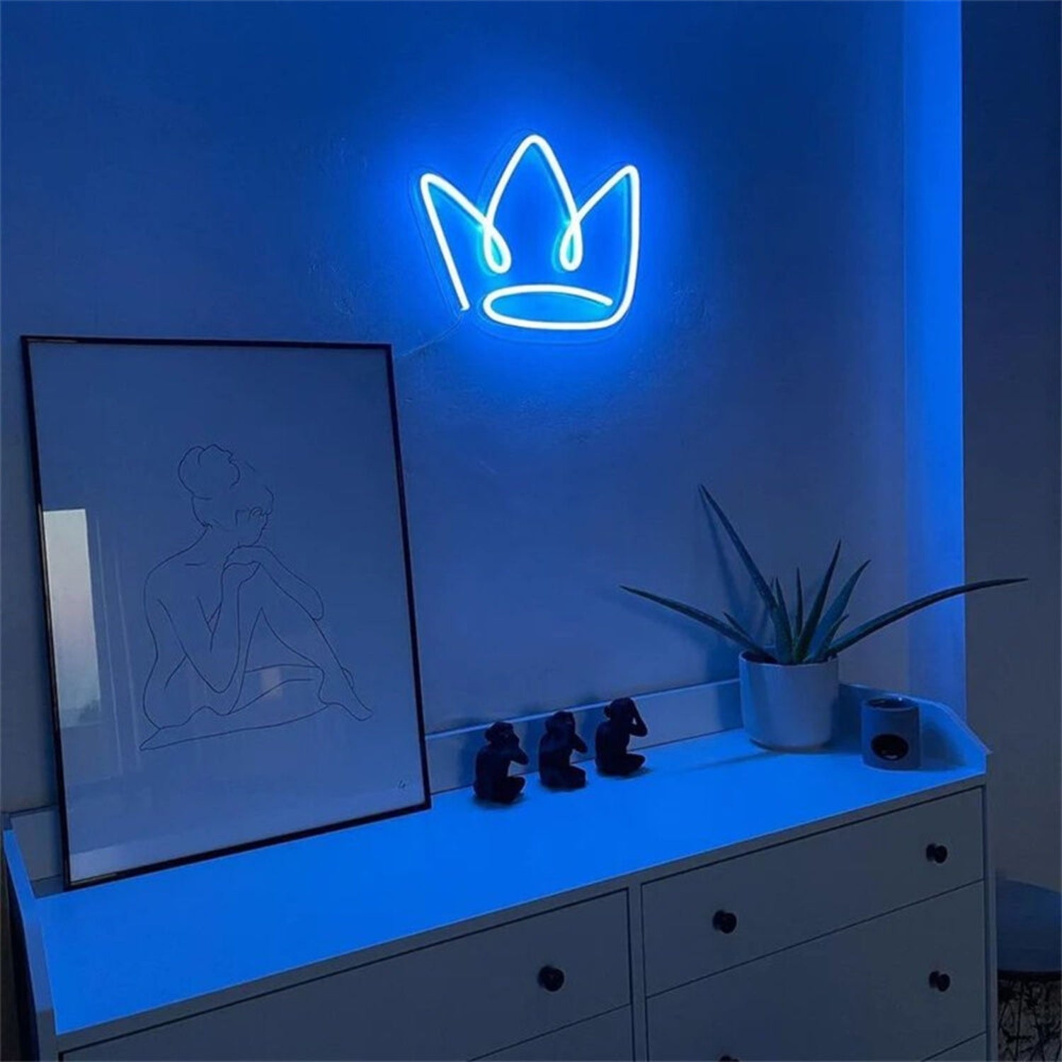 Bar Wedding And Home Decor With The Crown Led Neon Sign | Shineneon