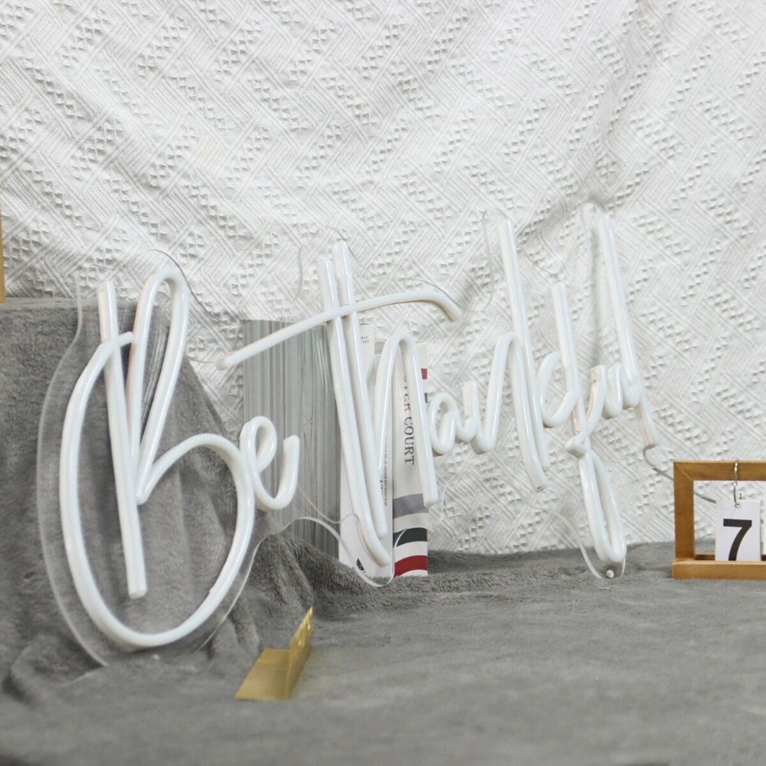 Be Thankful Neon Sign For Positive And Inspirational Spaces | Shineneon