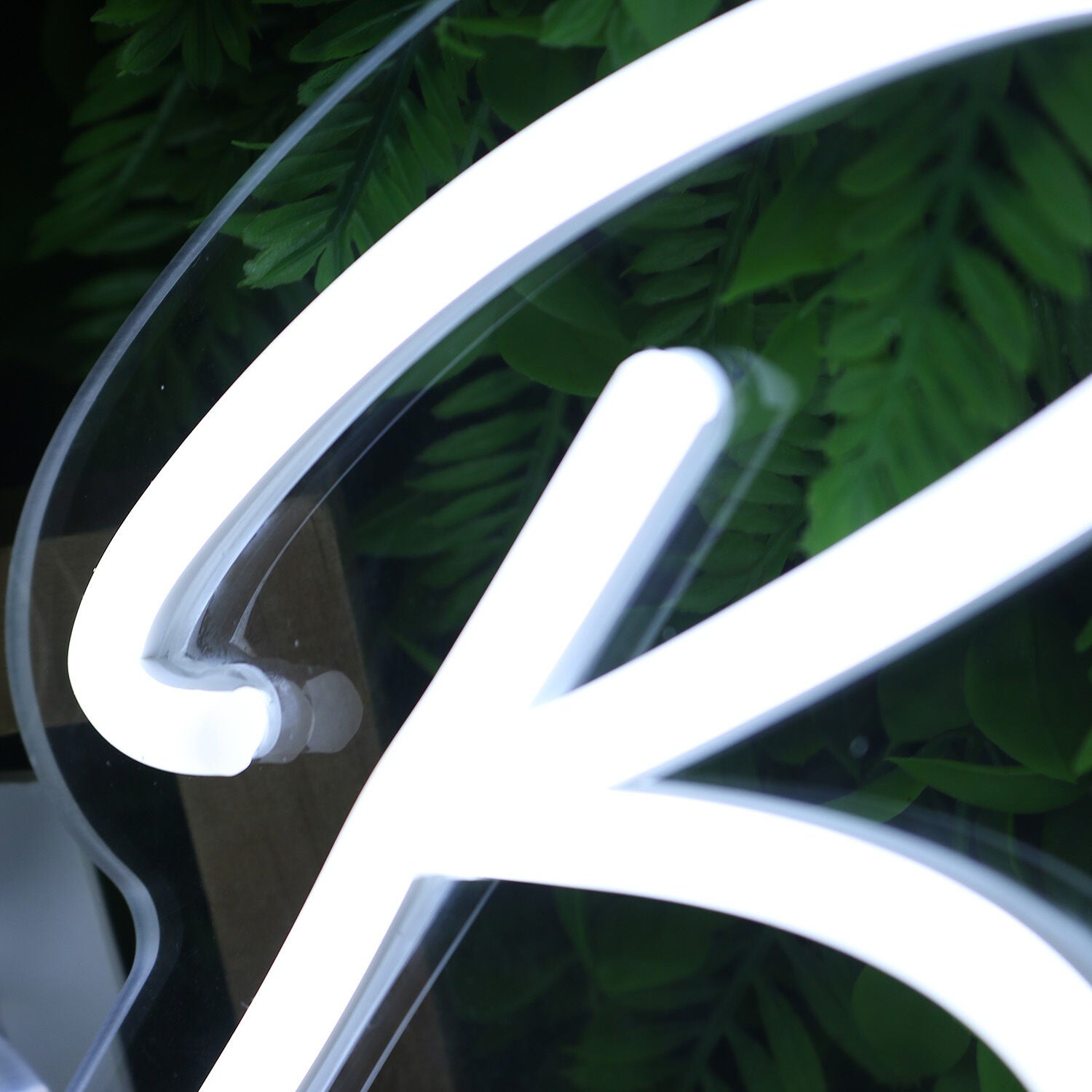 Beauty Lab White Led Neon Sign - Shineneon