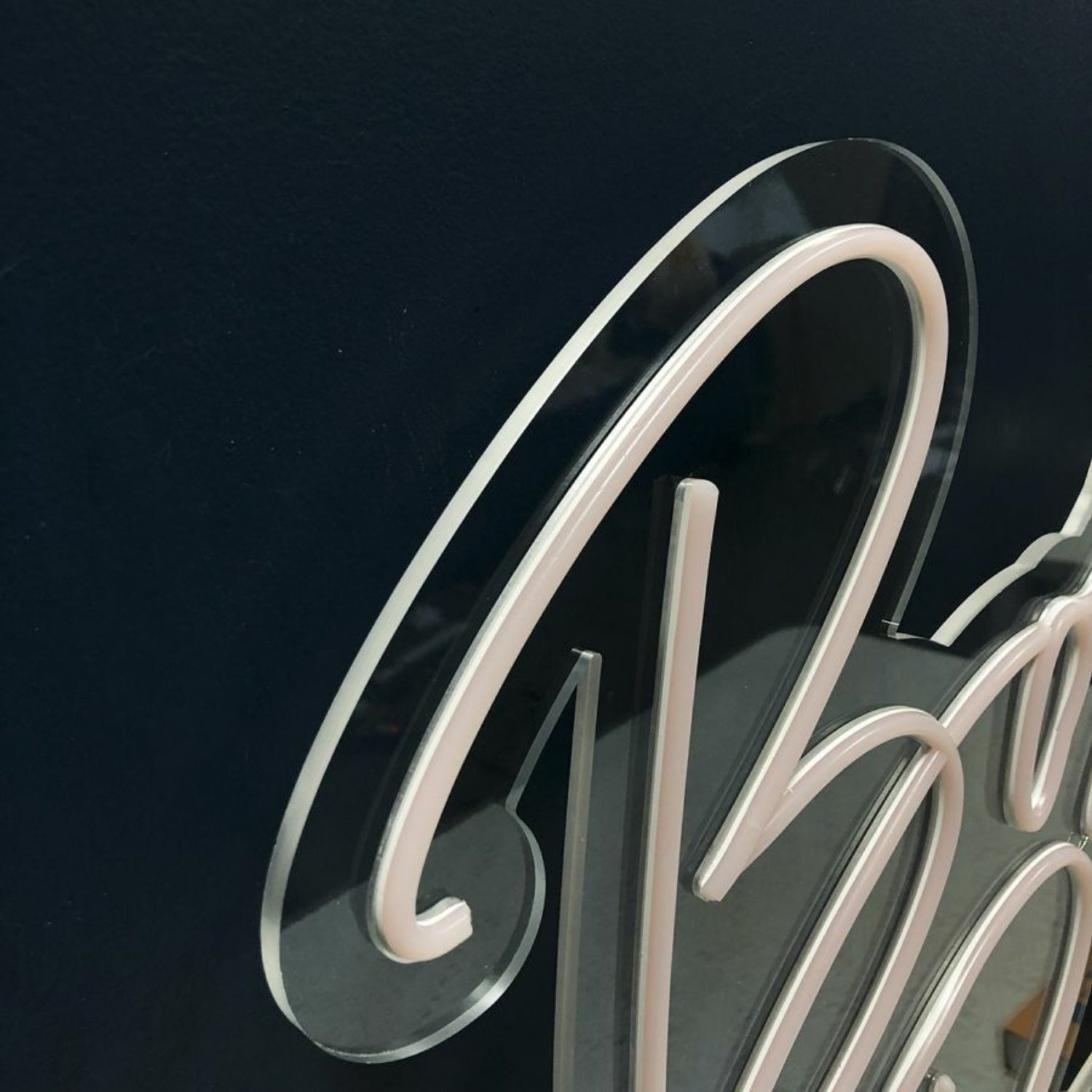 Boss Babe Neon Sign For Empowering And Inspirational Spaces | Shineneon