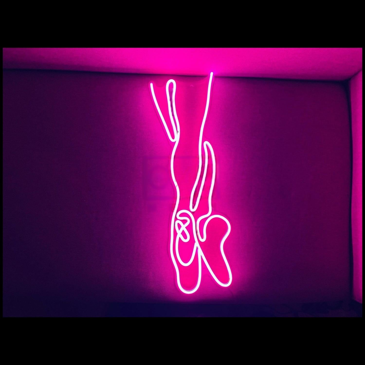 Bright Pink Dynamic Abstract Lines Led Neon Sign For Modern Bar Cafe Decor | Shineneon