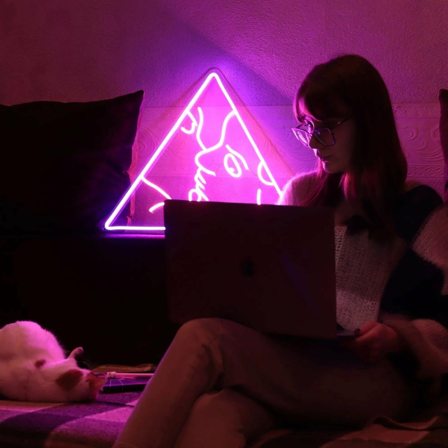 Couple Kissing Aesthetic Led Light Sign | Shineneon